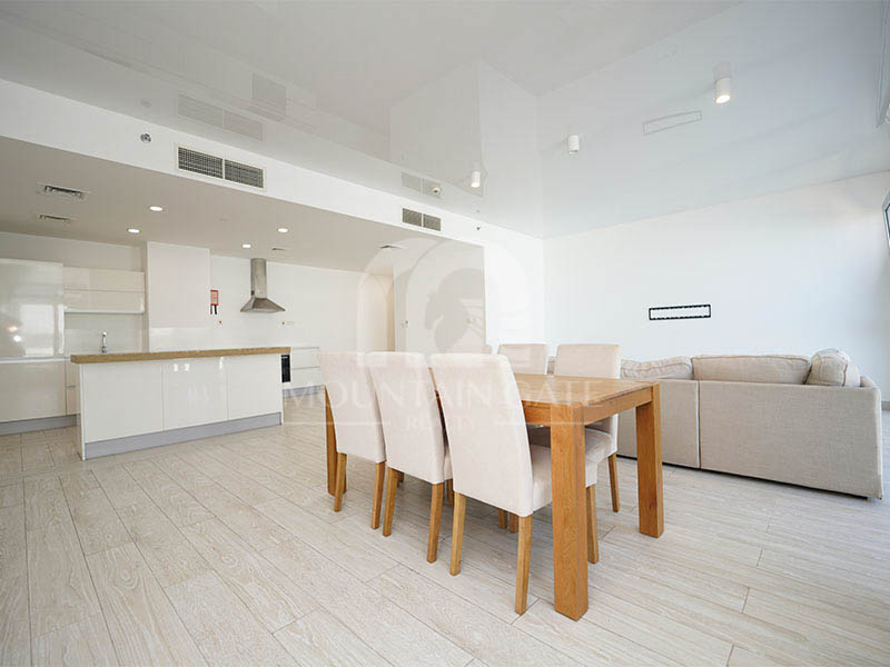 Vacant soon High-end Design Bright Spacious 2BR Mohammed Bin Rashid City Mountain Gate