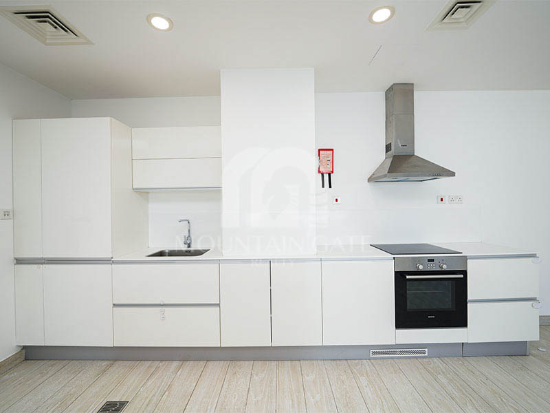 Vacant soon High-end Design Bright Spacious 2BR Mohammed Bin Rashid City Mountain Gate