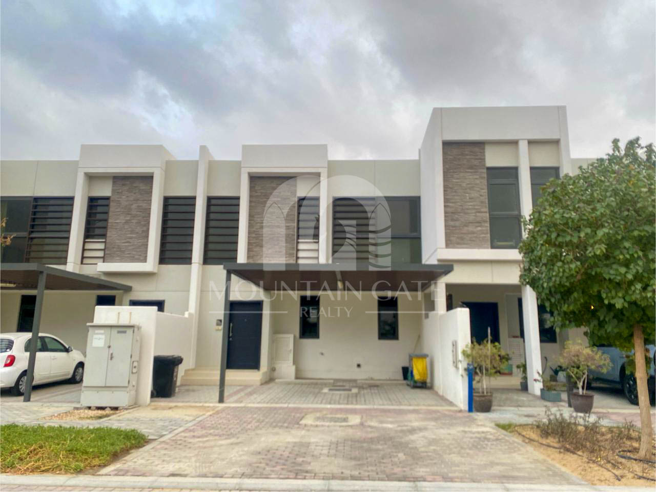 Brand New | R2M | | Vacant | Prime L | 3BR+M 3BR Damac Hills 2 Mountain Gate