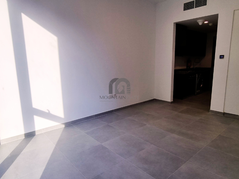 Vacant soon| Garden View | Large Space Aljada Mountain Gate