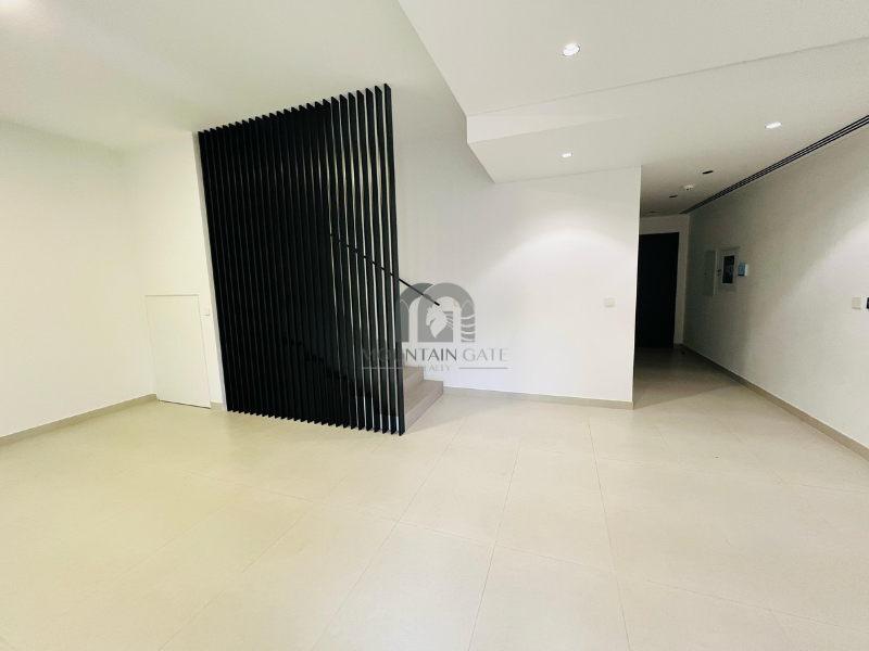 Freehold | Middle Unit | Fundable 4BR Tilal City Mountain Gate