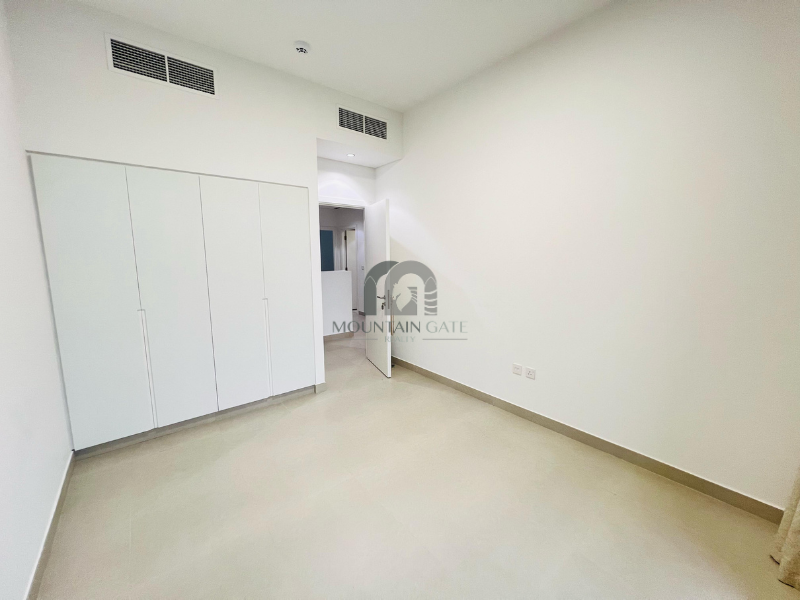 Freehold | Middle Unit | Fundable 4BR Tilal City Mountain Gate