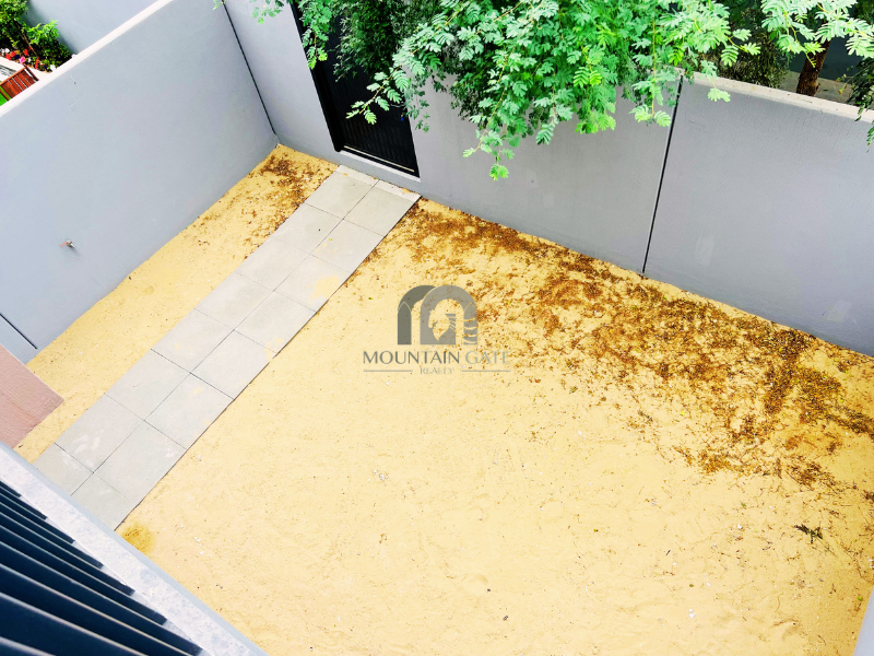 Freehold | Middle Unit | Fundable 4BR Tilal City Mountain Gate