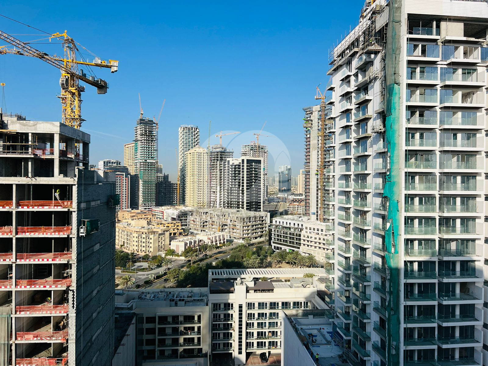 Investor Deal | Spacious with Community View 1BR Jumeirah Village Circle Mountain Gate