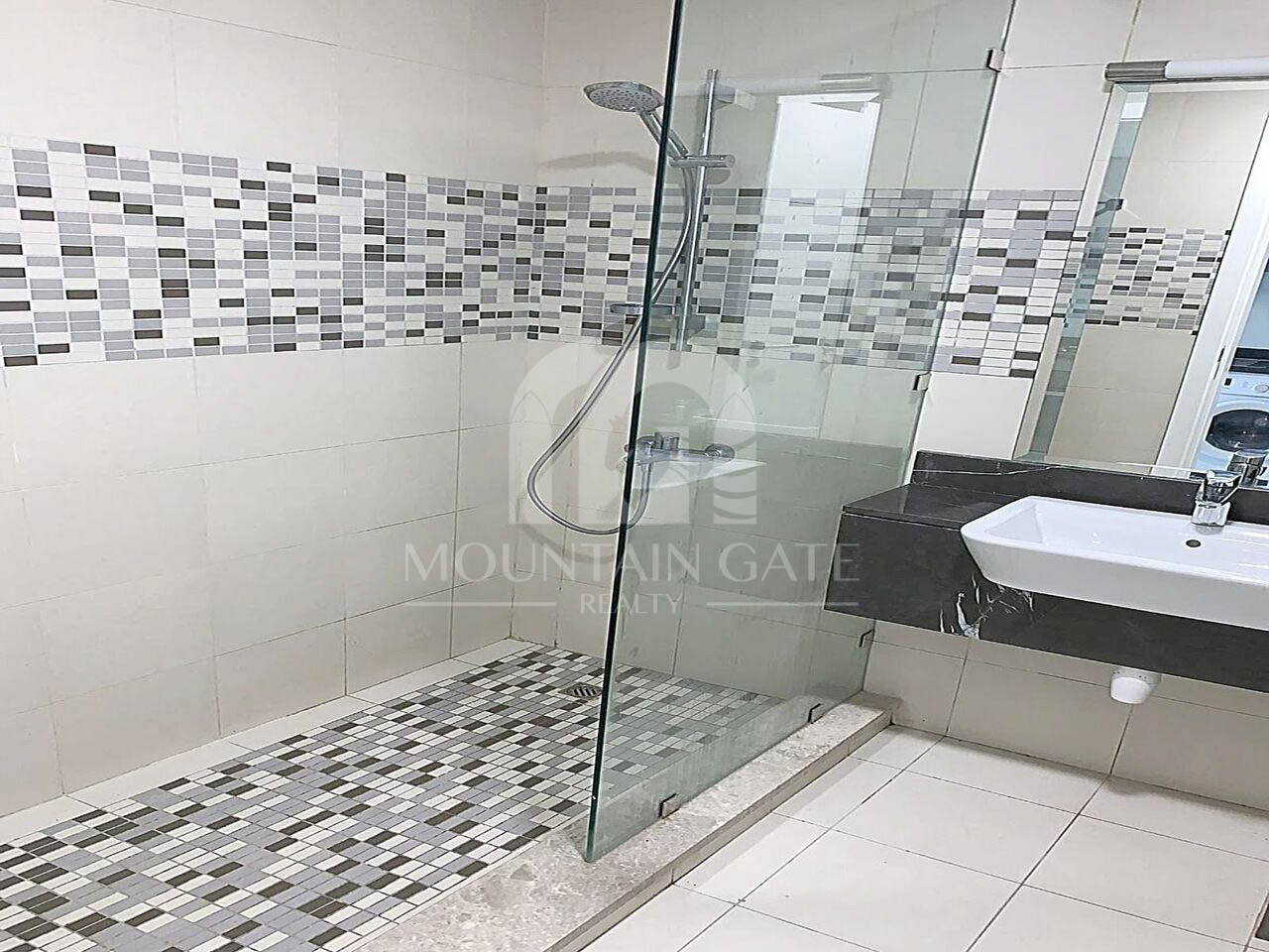 Modern Fully Furnished Vacant close to Metro Al Furjan Mountain Gate