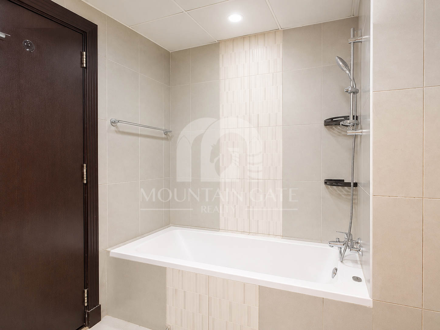 Prime DIP | Vastu 2BR+Maid | Great Return 2BR Dubai Investment Park (DIP) Mountain Gate