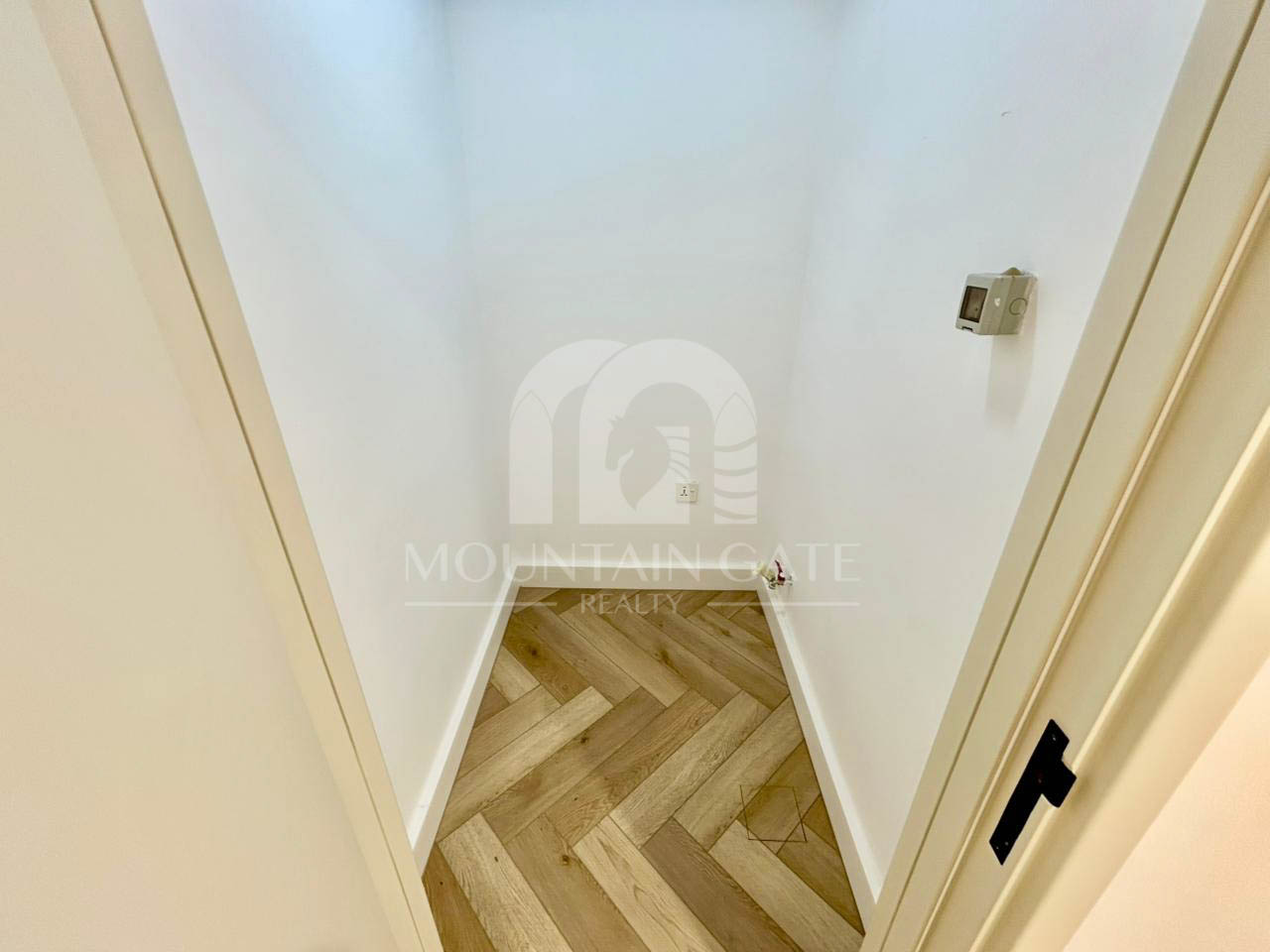 Exquisite Quality | Vacant | Serene Location 1BR Dubai Land Mountain Gate