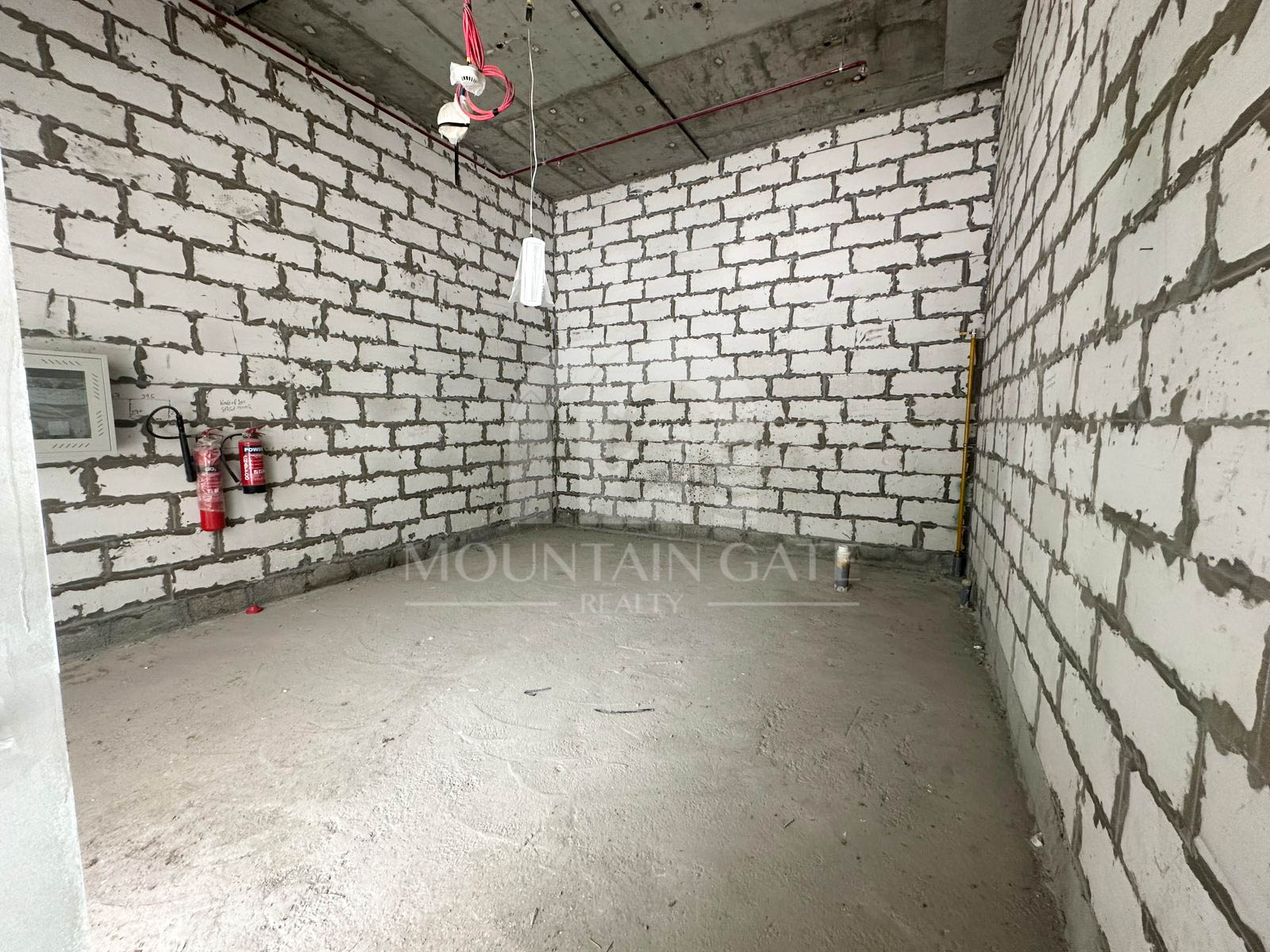 shell and core//prime location//close to metro// Dubai Investment Park (DIP) Mountain Gate