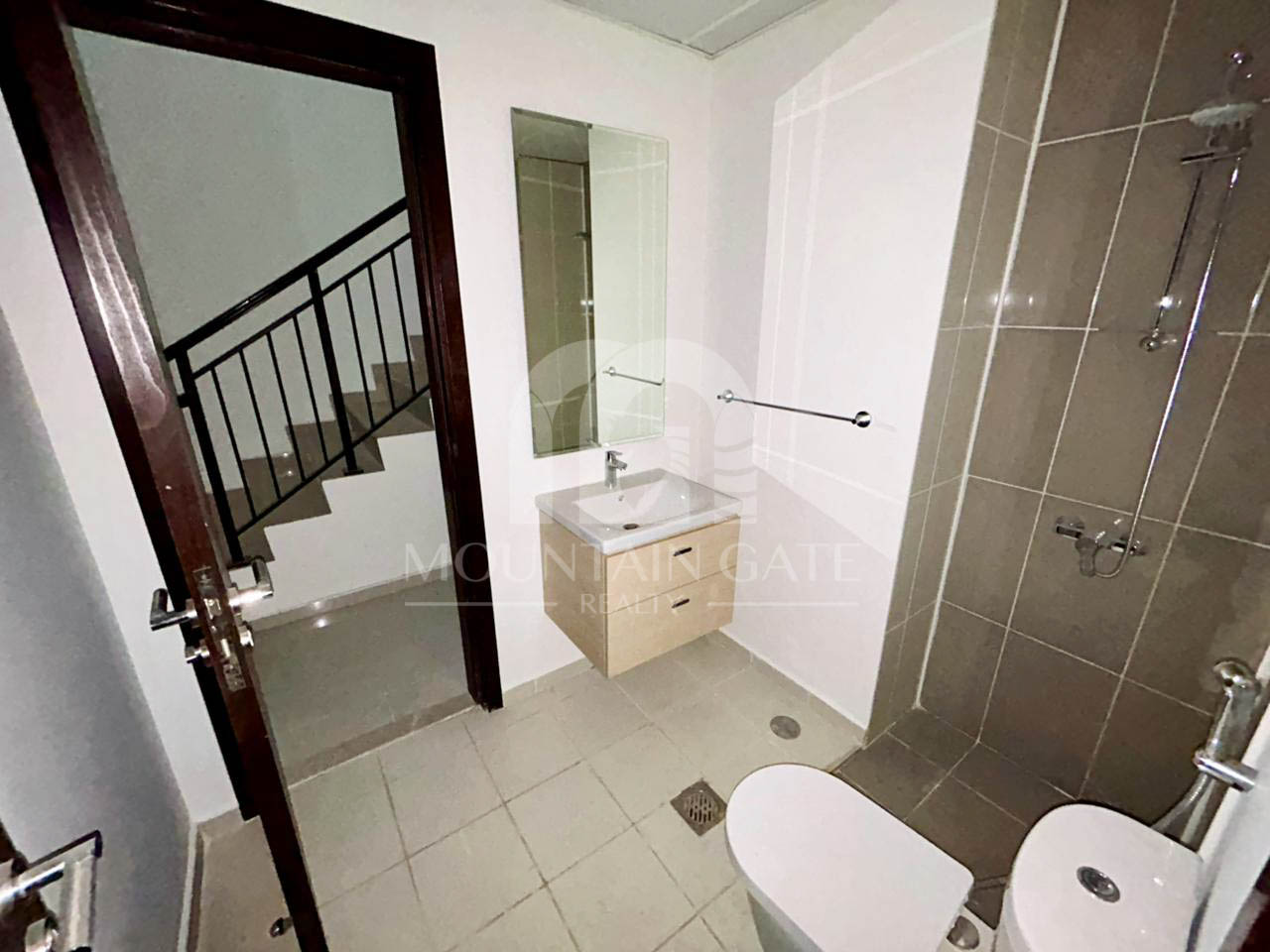 Vacant | Single Row | Community view | XU4BB 4BR Damac Hills 2 Mountain Gate
