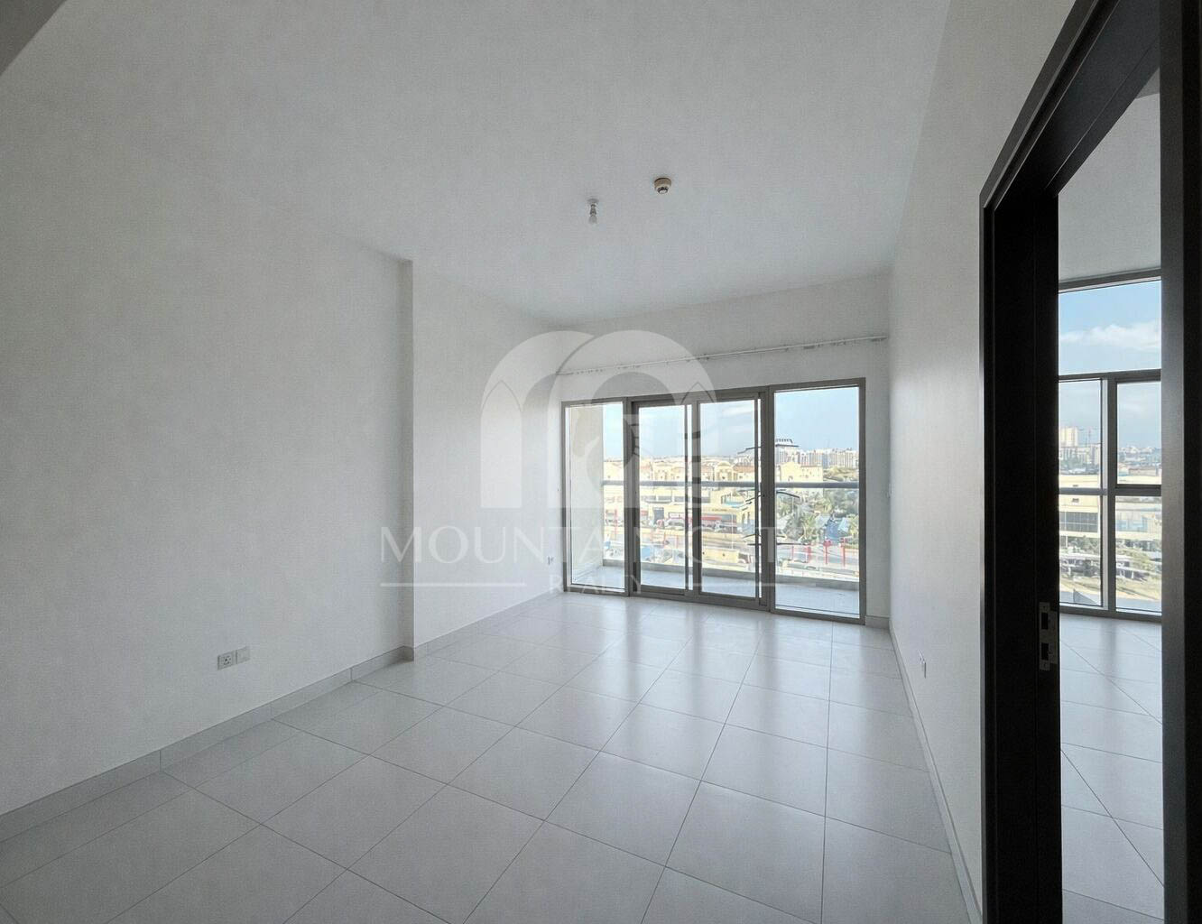 Mid floor / Best offer  / City View 1BR Motor City Mountain Gate