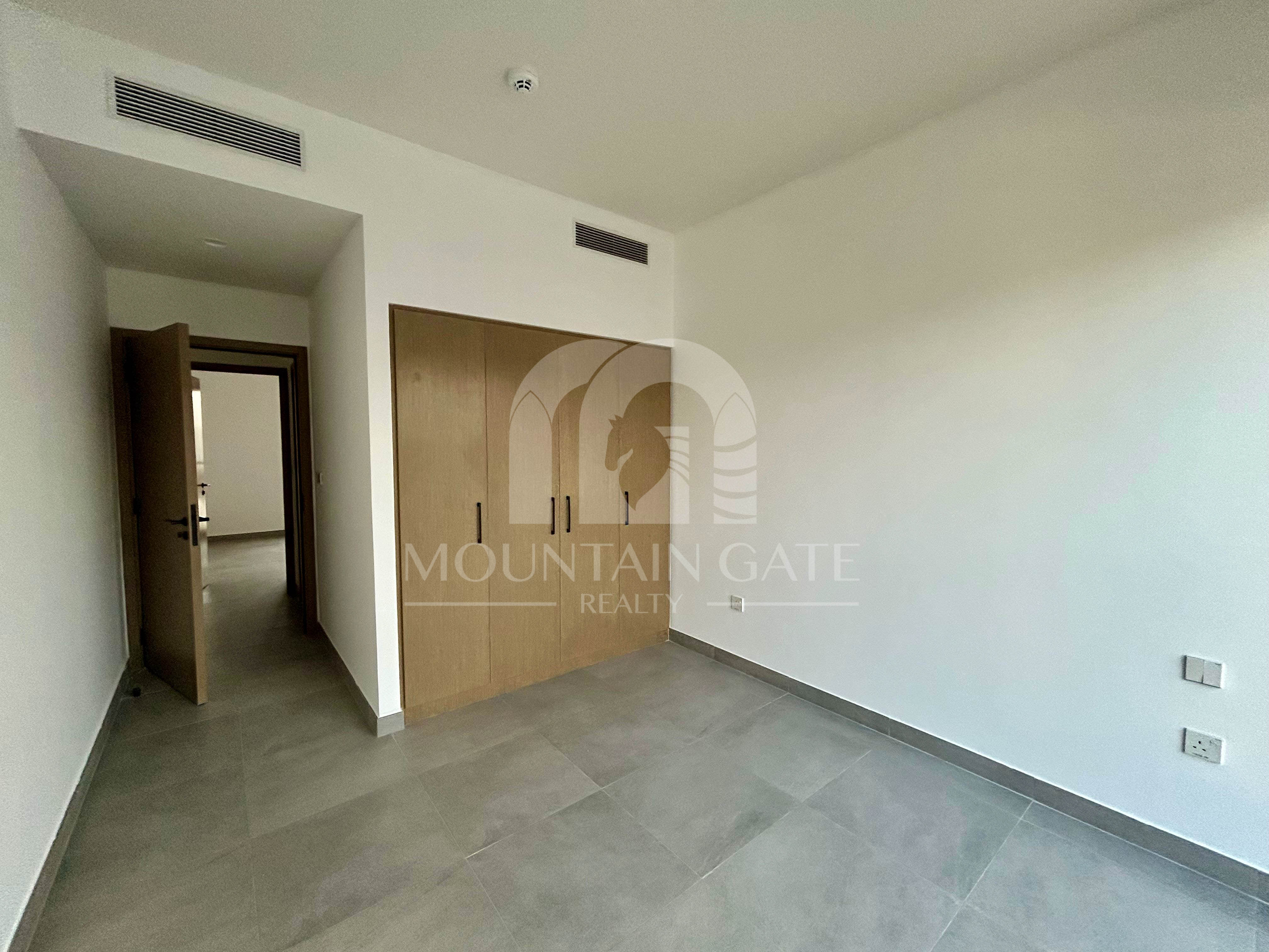 Landscaped | Ready to Move in | Close to Pool 3BR Dubai Land Mountain Gate