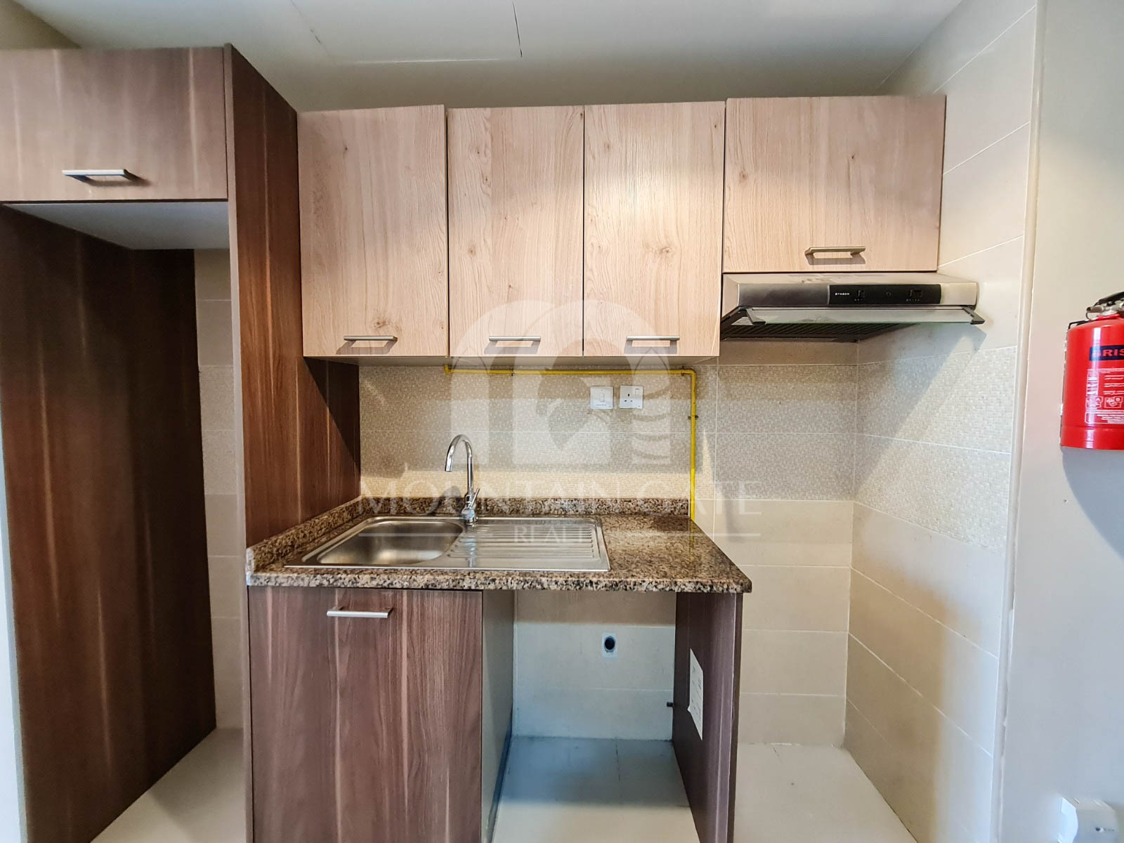 Vacant Spacious Layout Modern Prime Location Jumeirah Village Circle Mountain Gate