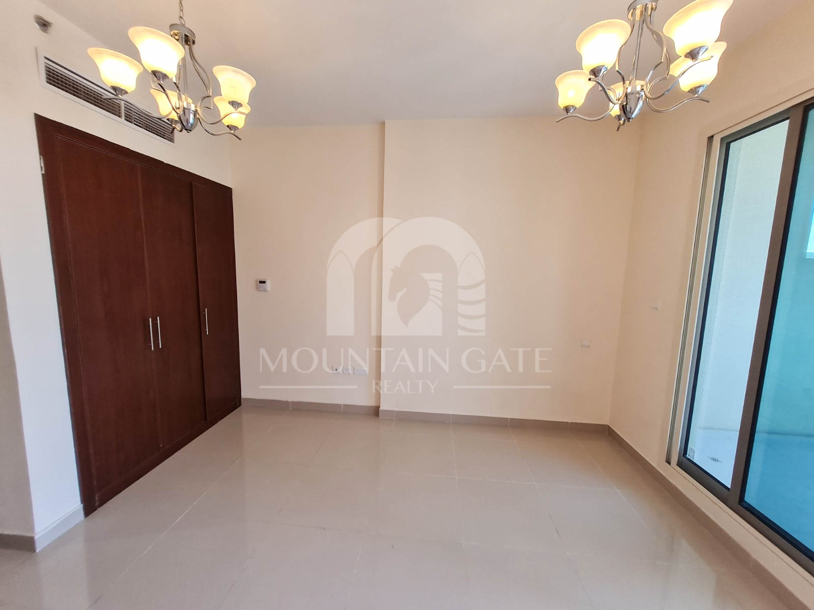 Vacant Spacious Layout Modern Prime Location Jumeirah Village Circle Mountain Gate