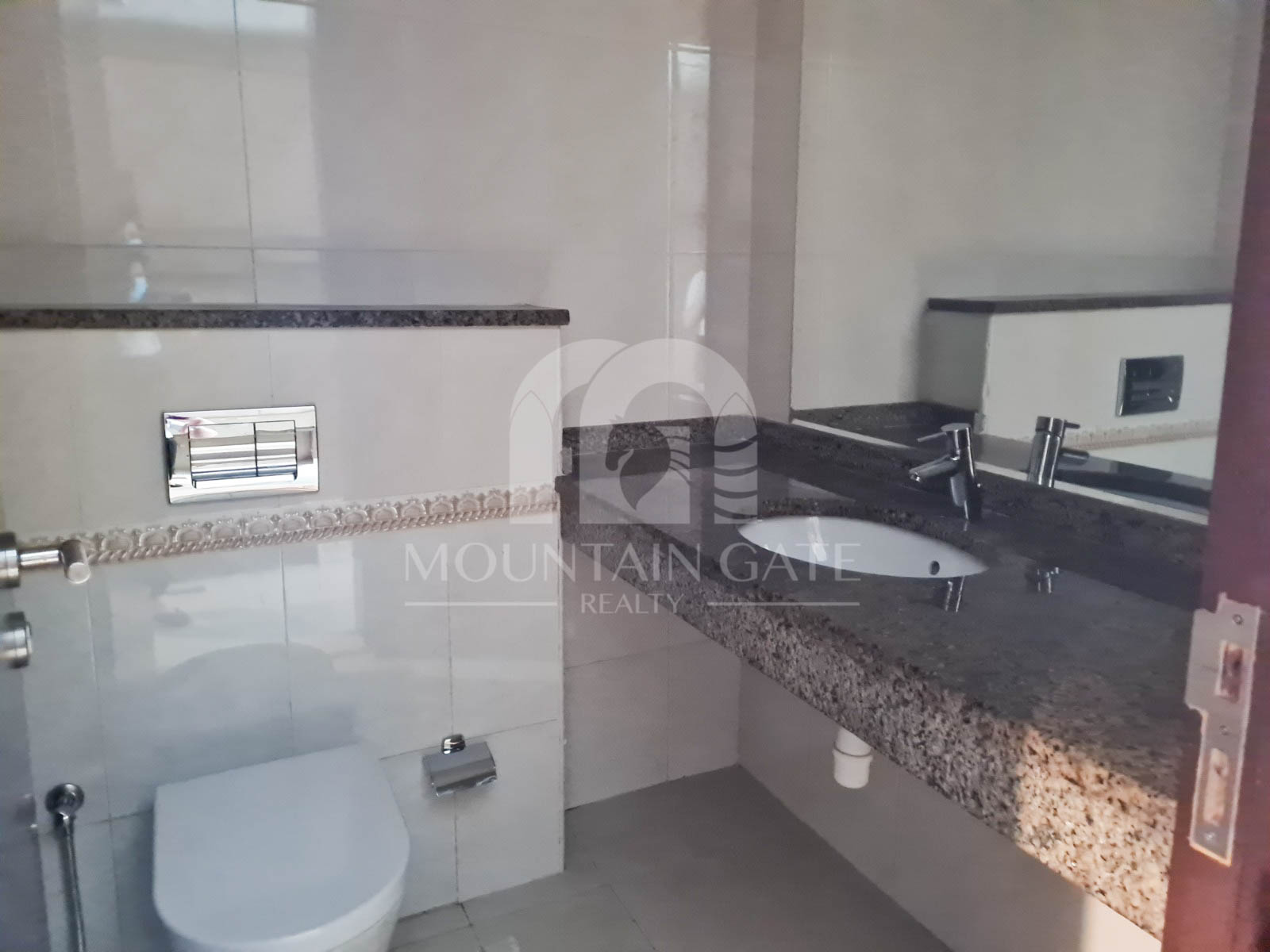 Vacant Spacious Layout Modern Prime Location Jumeirah Village Circle Mountain Gate