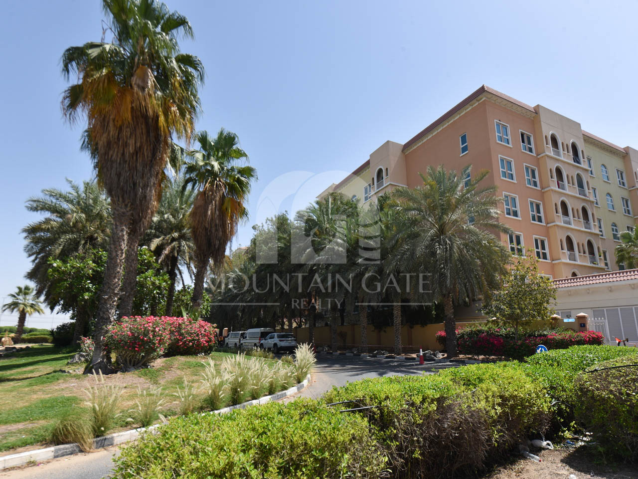 High ROI 8.4% l Studio in Dubai Investments Park Dubai Investment Park (DIP) Mountain Gate