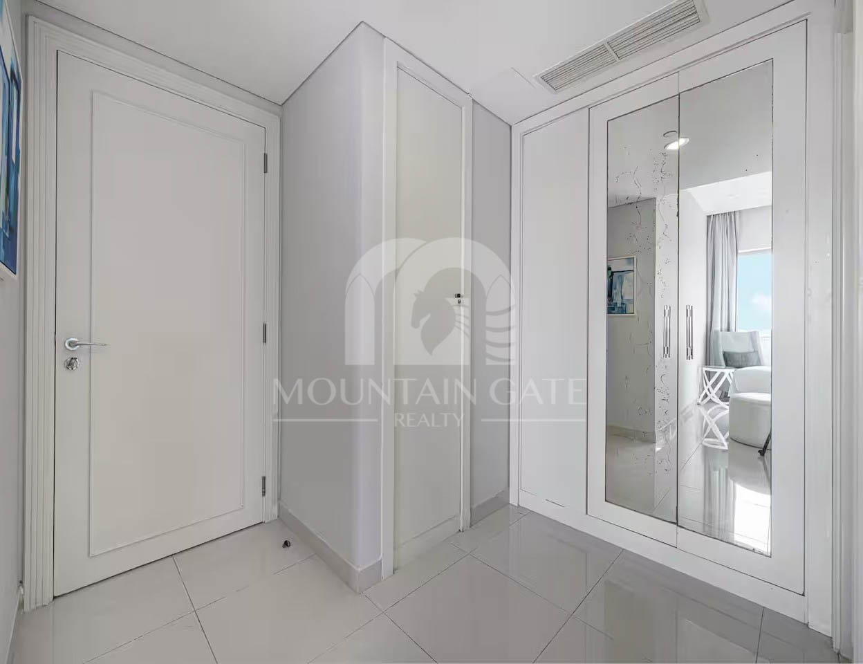 Furnished High Floor | Burj View | Walk to Mall 2BR Downtown Dubai Mountain Gate