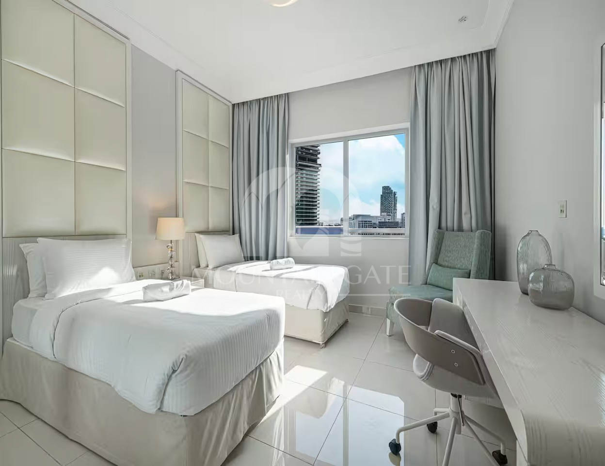 Furnished High Floor | Burj View | Walk to Mall 2BR Downtown Dubai Mountain Gate