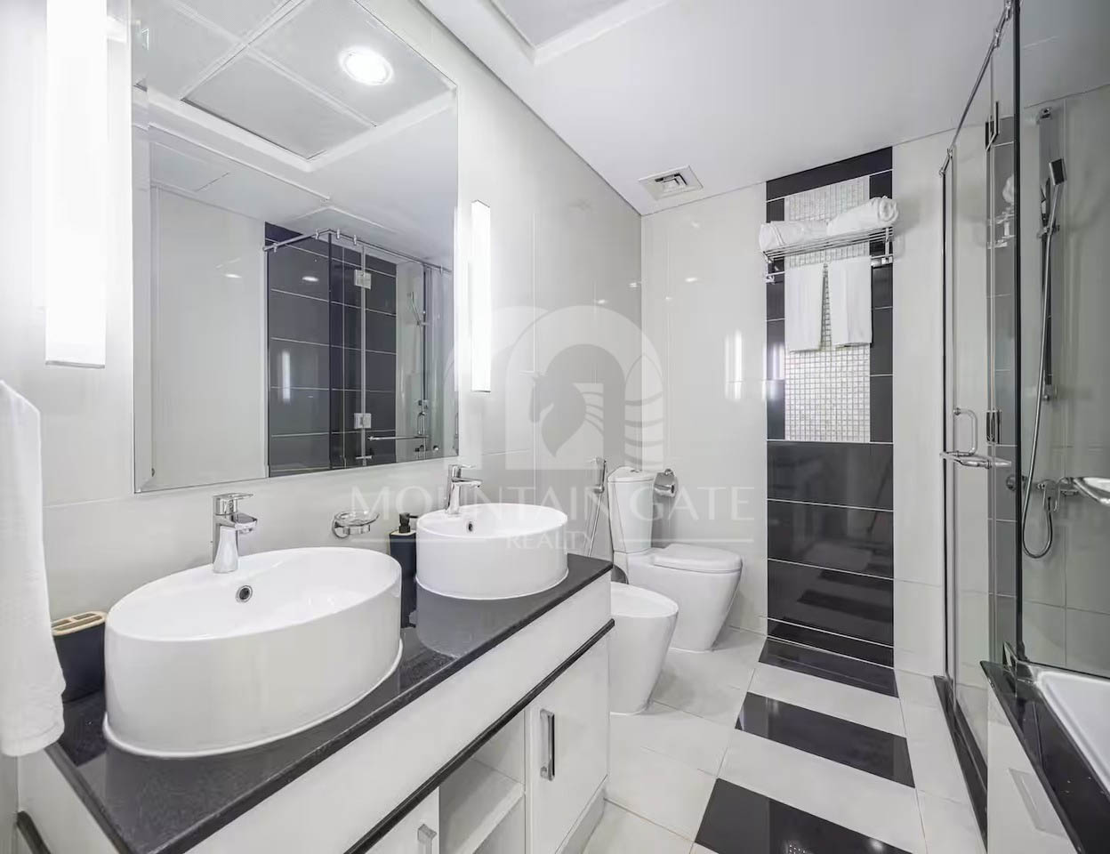 Furnished High Floor | Burj View | Walk to Mall 2BR Downtown Dubai Mountain Gate