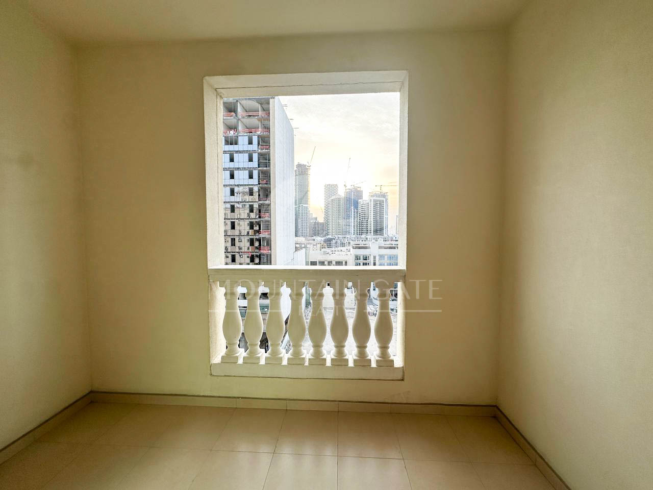 Multiple Chqs Furnished Modern Balcony Hotel View 1BR Jumeirah Village Circle Mountain Gate