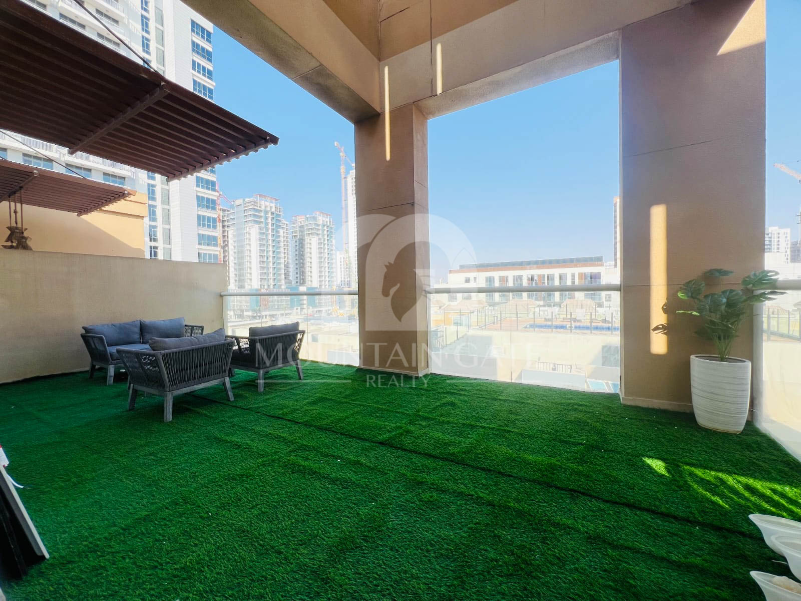 Chiller Free | Luxury Furnished Vacant 4 Cheques 1BR Jumeirah Village Circle Mountain Gate