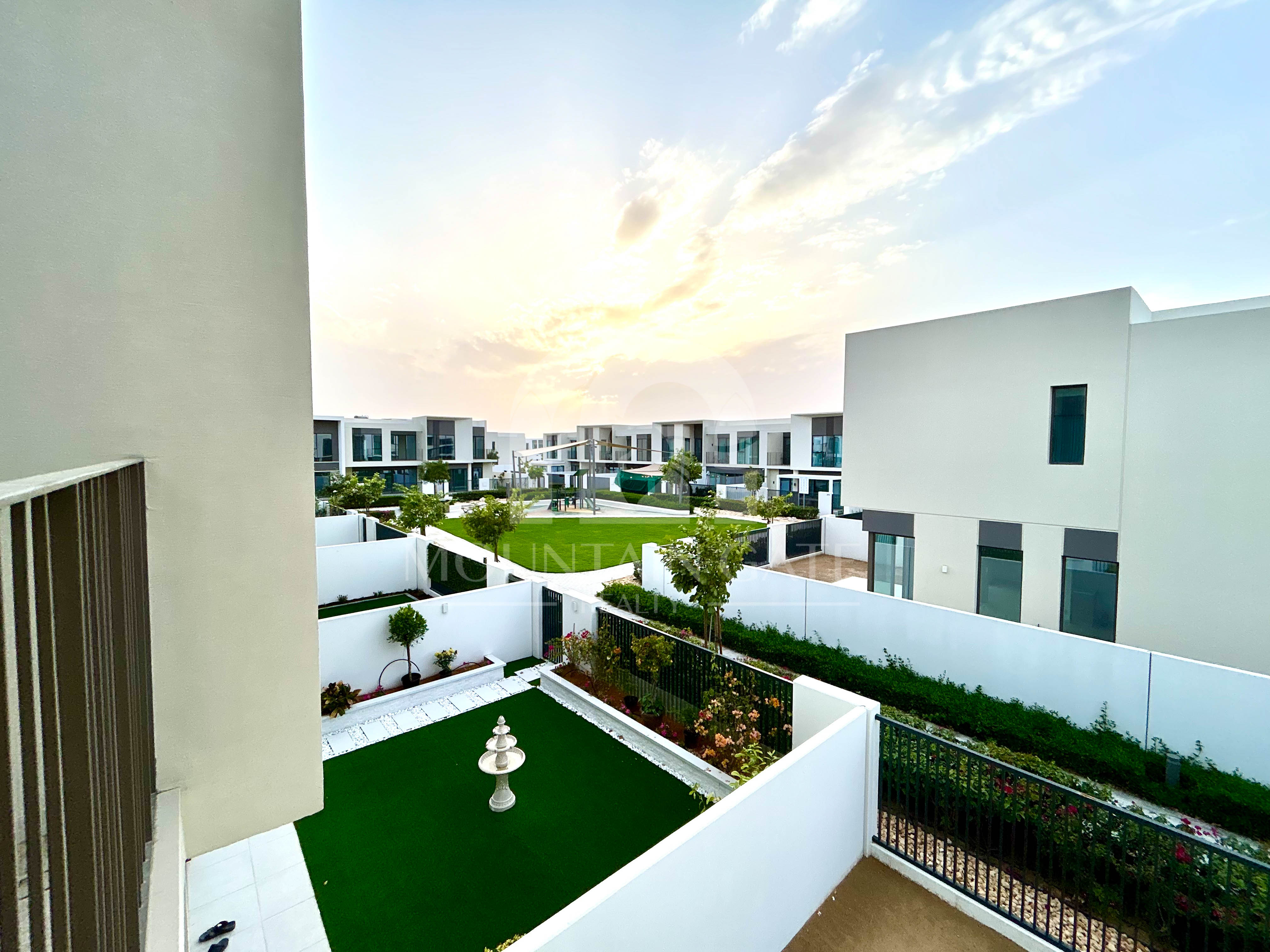 Hot Deal | Corner Backing Park 4BR The Valley Mountain Gate