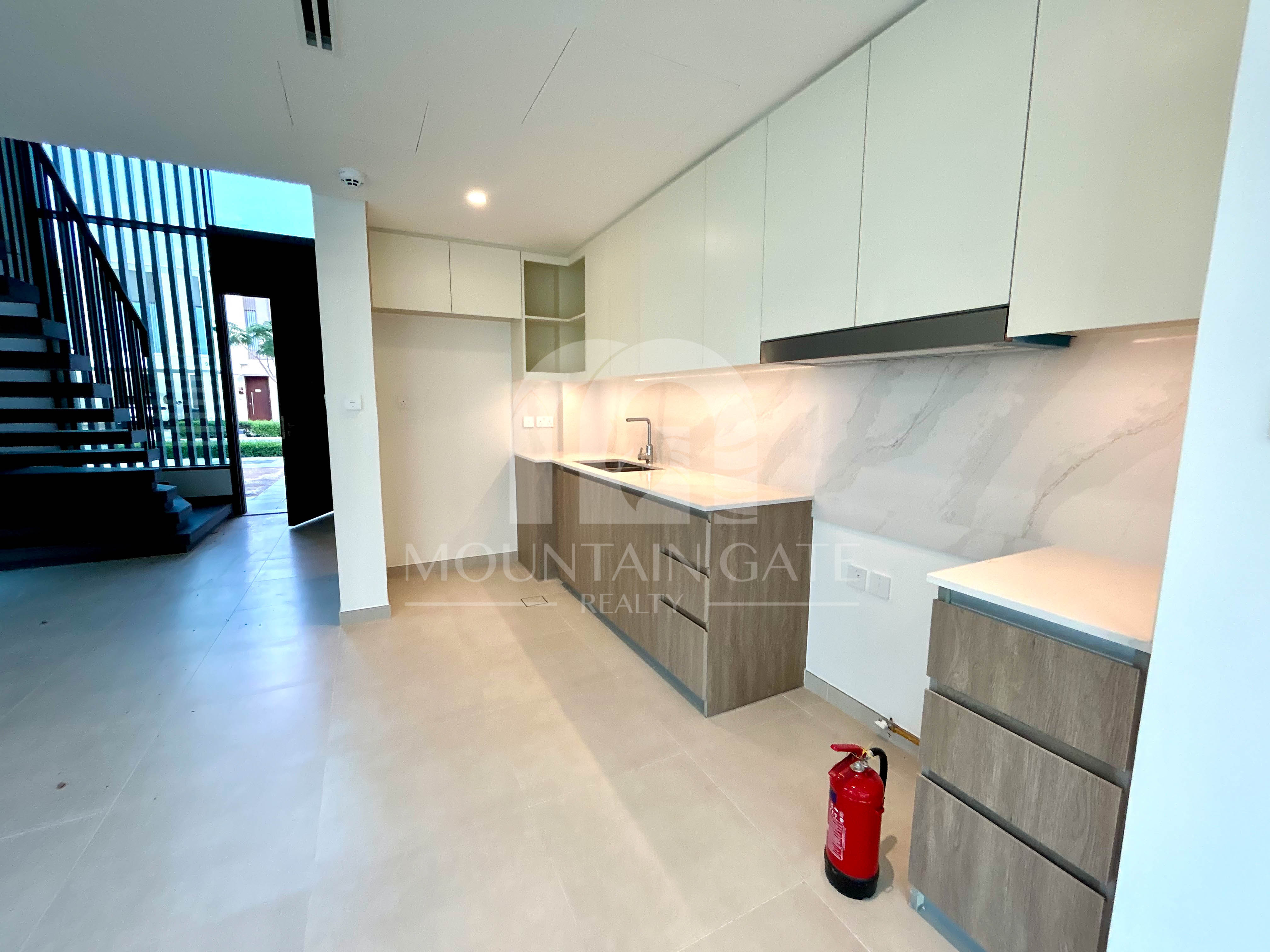 Hot Deal | Corner Backing Park 4BR The Valley Mountain Gate