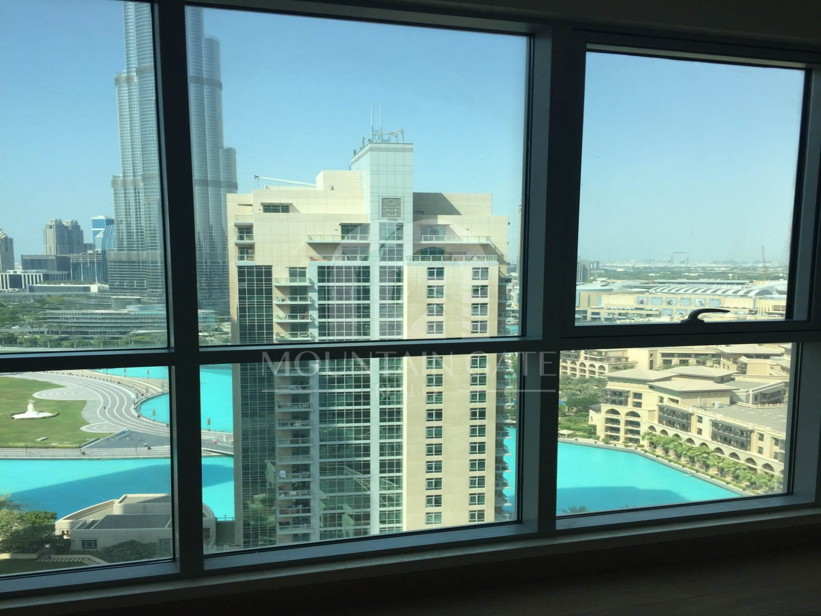Vacant Full Burj View Spacious Layout High Floor 2BR Downtown Dubai Mountain Gate