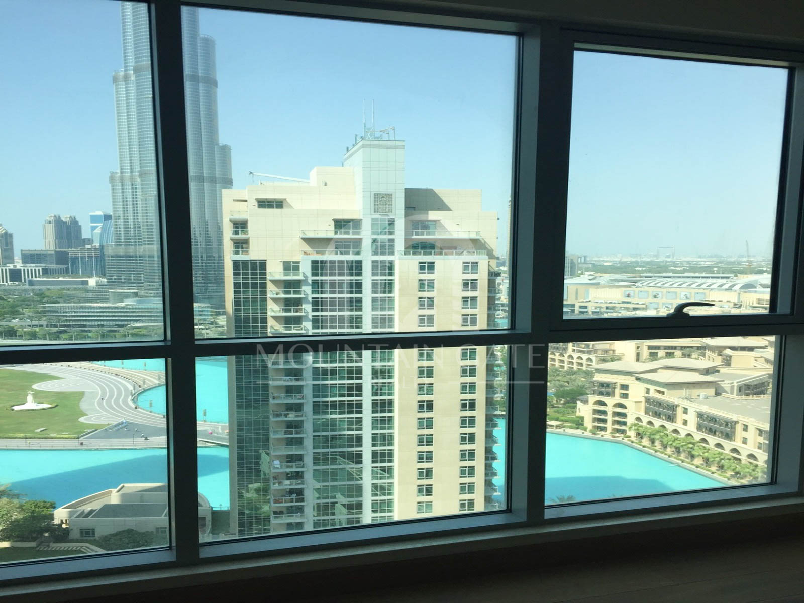 Vacant Full Burj View Spacious Layout High Floor 2BR Downtown Dubai Mountain Gate