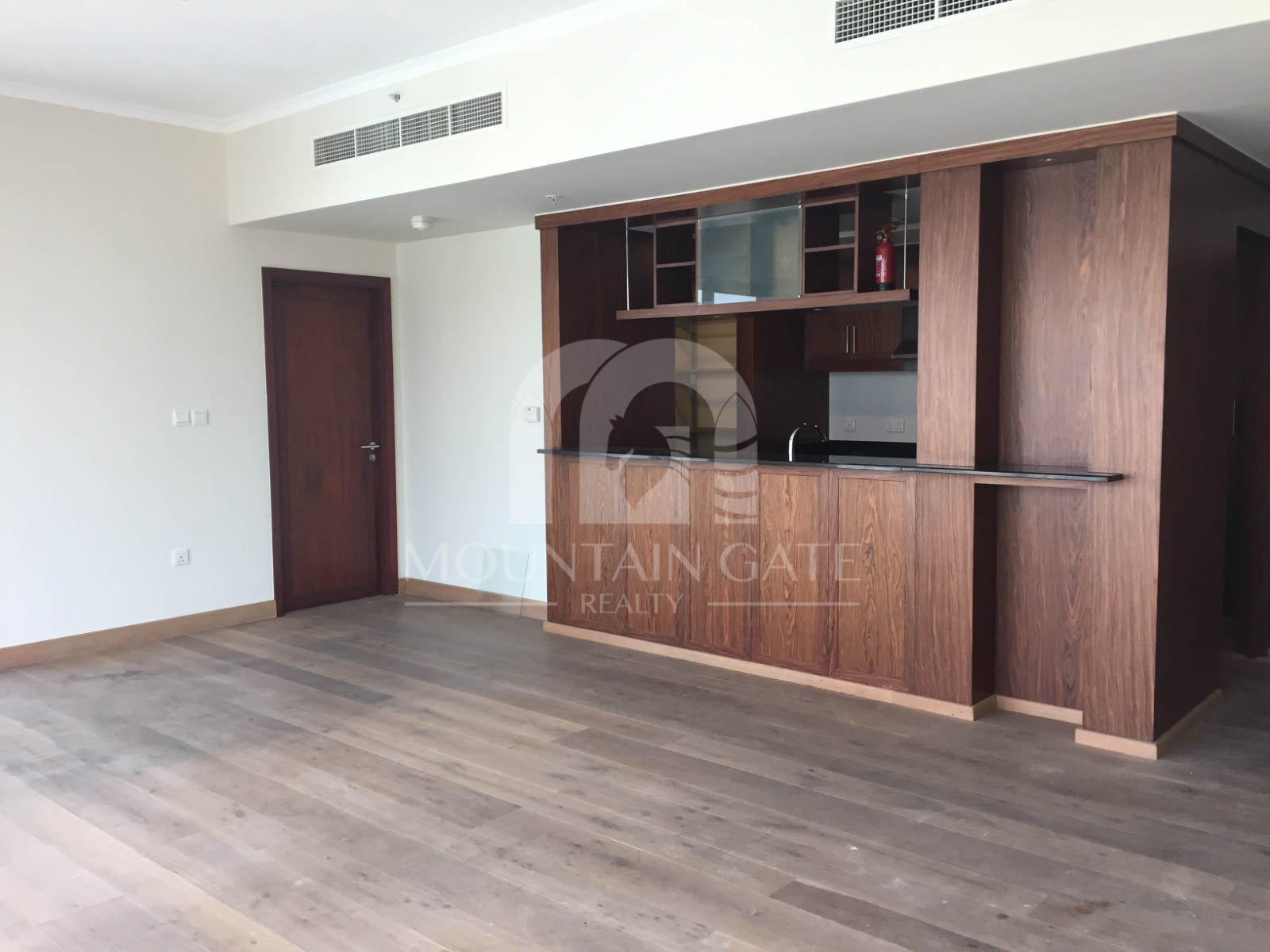 Vacant Full Burj View Spacious Layout High Floor 2BR Downtown Dubai Mountain Gate