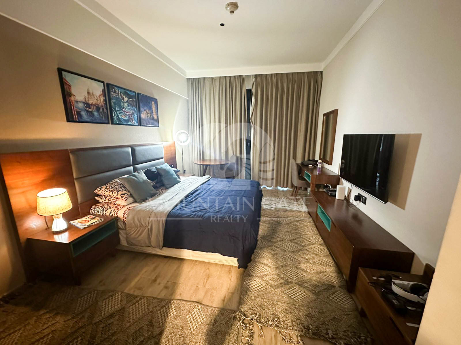 Boutique Serviced Studio | Prime JVC Location