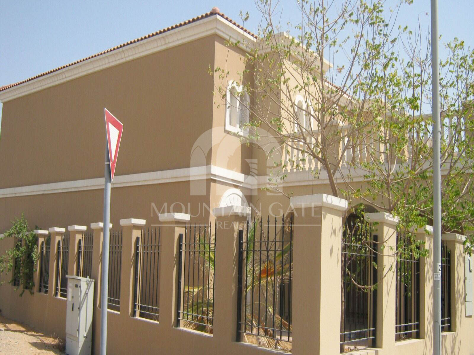 Large Family Villa | Maid's Room | Ready to Move 3BR Jumeirah Village Circle Mountain Gate
