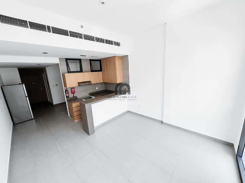 Partitioned Studio | Spacious | Best Price Muwaileh Mountain Gate