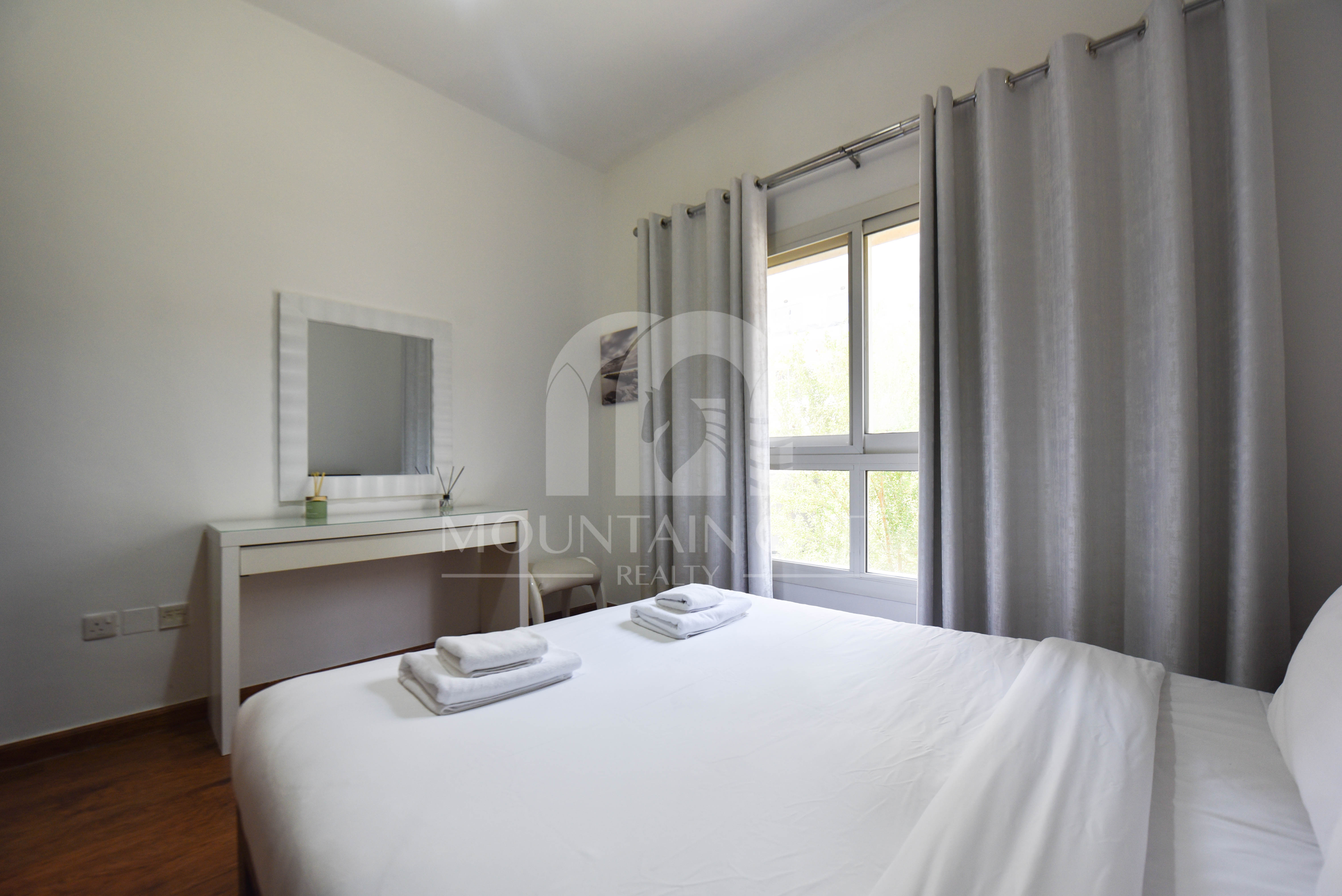 Spacious Layout | Pool View| Fully Furnished 1BR Mountain Gate