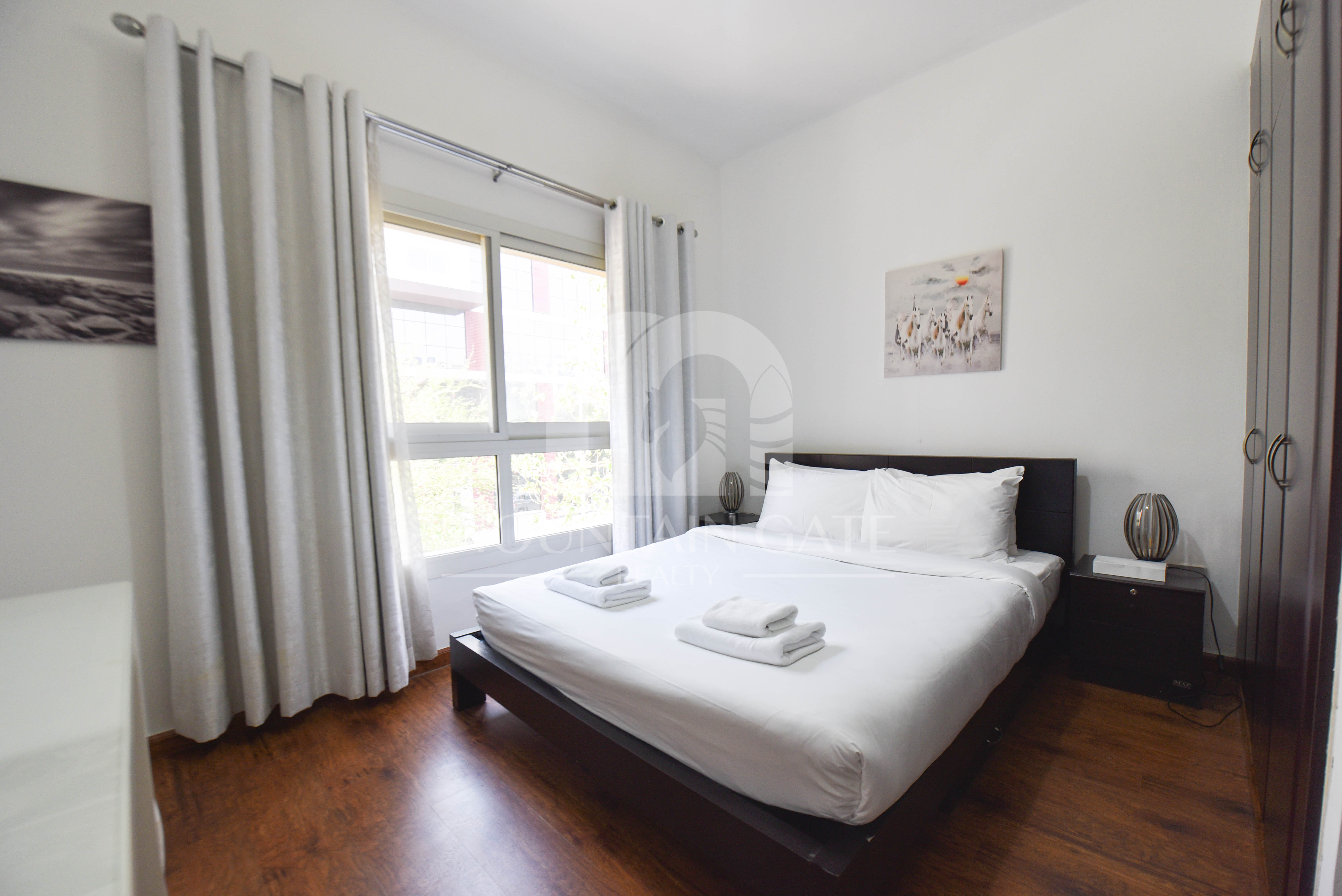 Spacious Layout | Pool View| Fully Furnished 1BR Mountain Gate