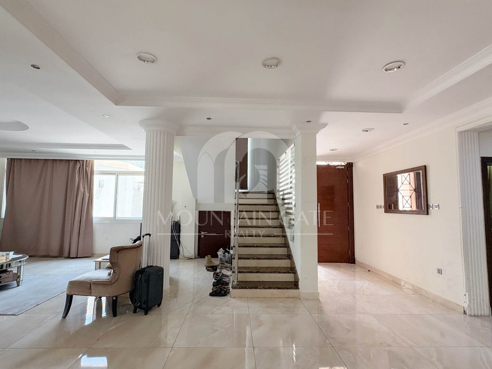Behind First Row | Ideal Salon and Nursery 8BR Umm Suqeim Mountain Gate