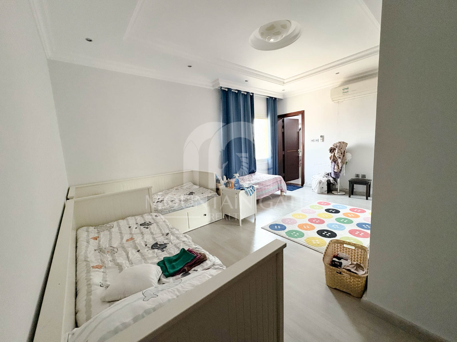 Behind First Row | Ideal Salon and Nursery 8BR Umm Suqeim Mountain Gate