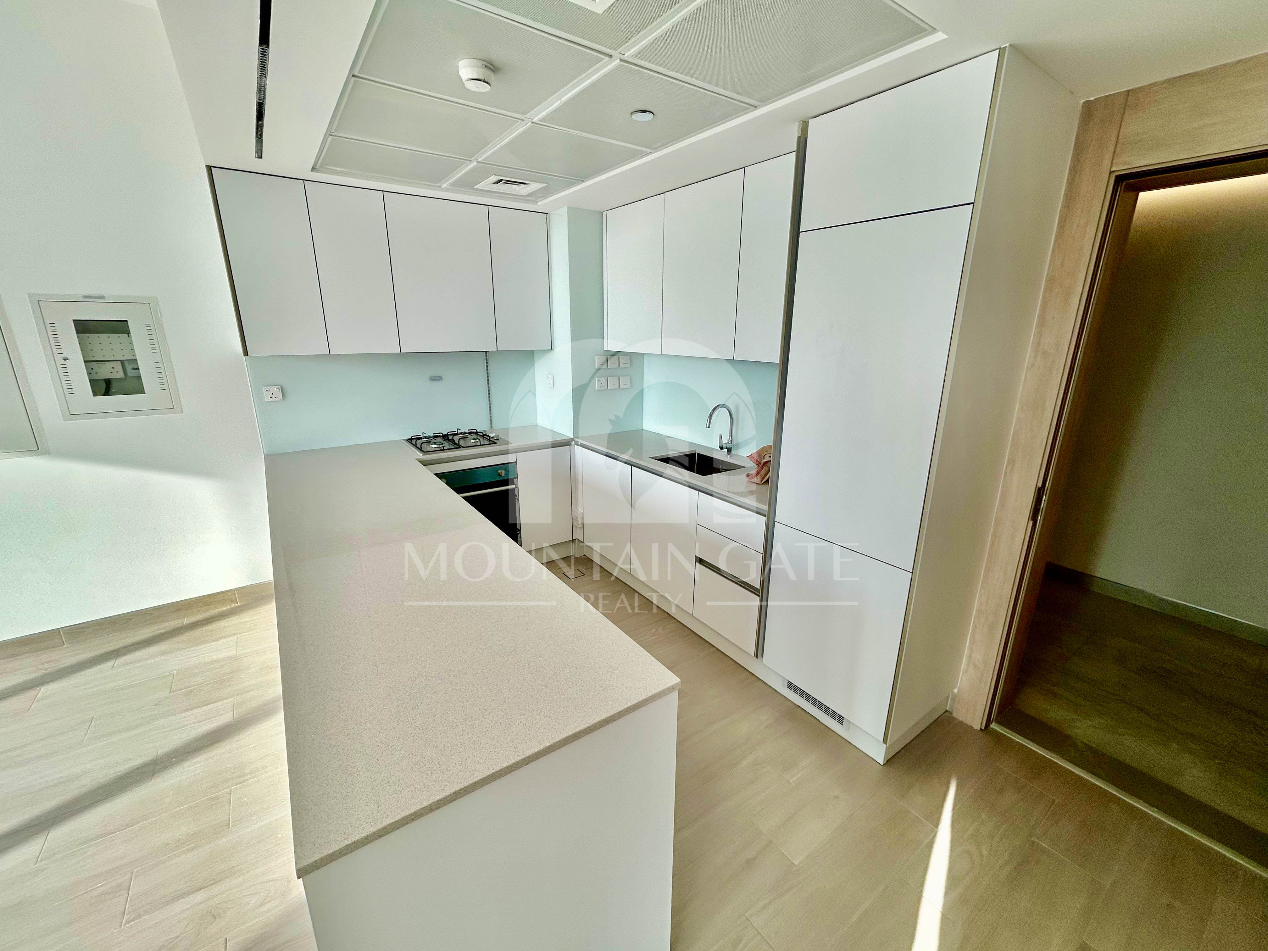 Park View | Modern Layout | Equipped Kitchen 1BR Jumeirah Village Circle Mountain Gate