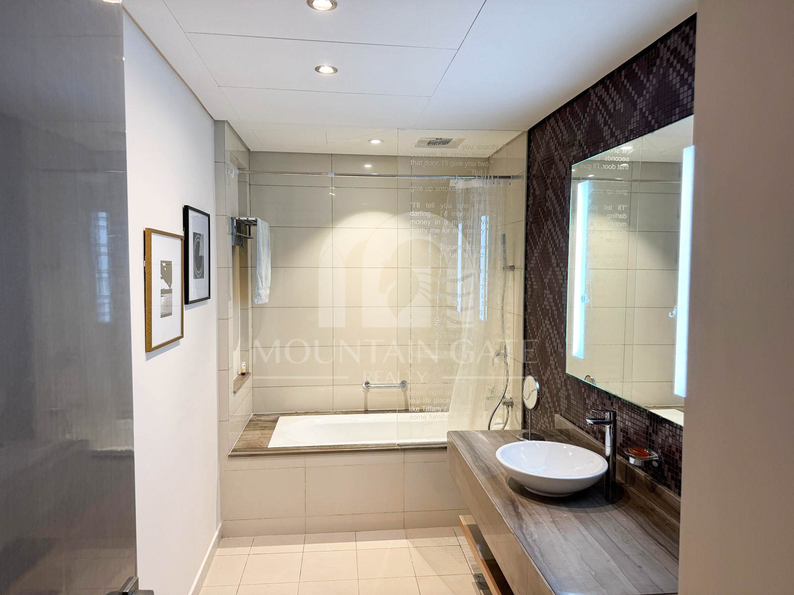 Hollywood Star | Fully Serviced 1BR | Canal Views 1BR Business Bay Mountain Gate
