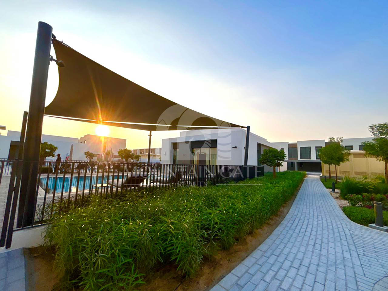 LUXURIOUS | VACANT | GREEN LIVING 3BR The Valley Mountain Gate