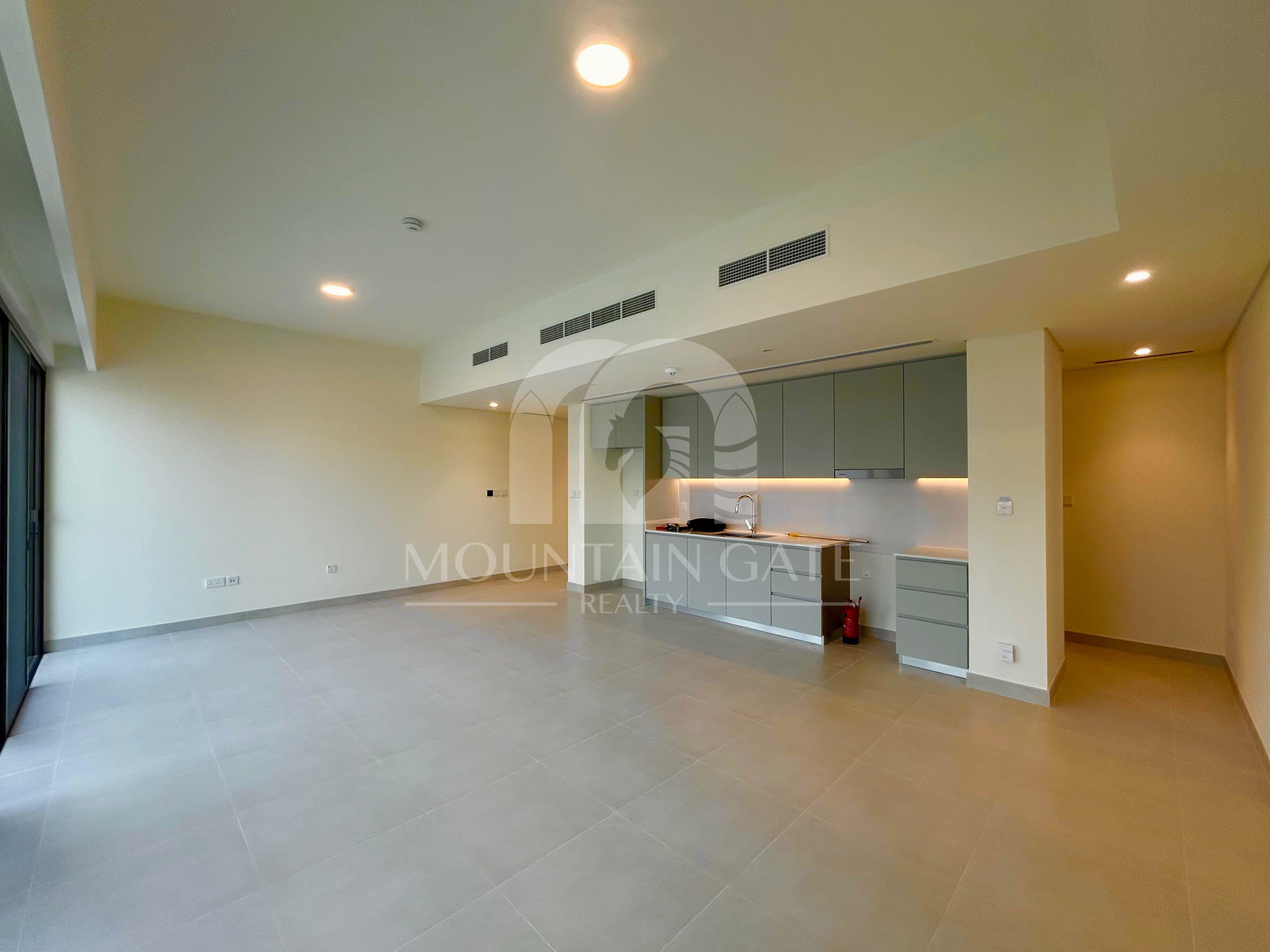 LUXURIOUS | VACANT | GREEN LIVING 3BR The Valley Mountain Gate