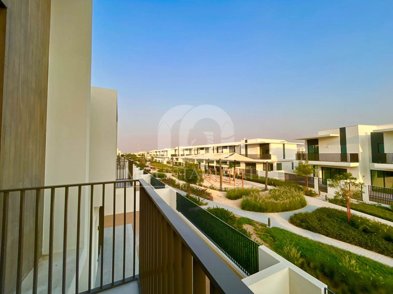 LUXURIOUS | VACANT | GREEN LIVING 3BR The Valley Mountain Gate