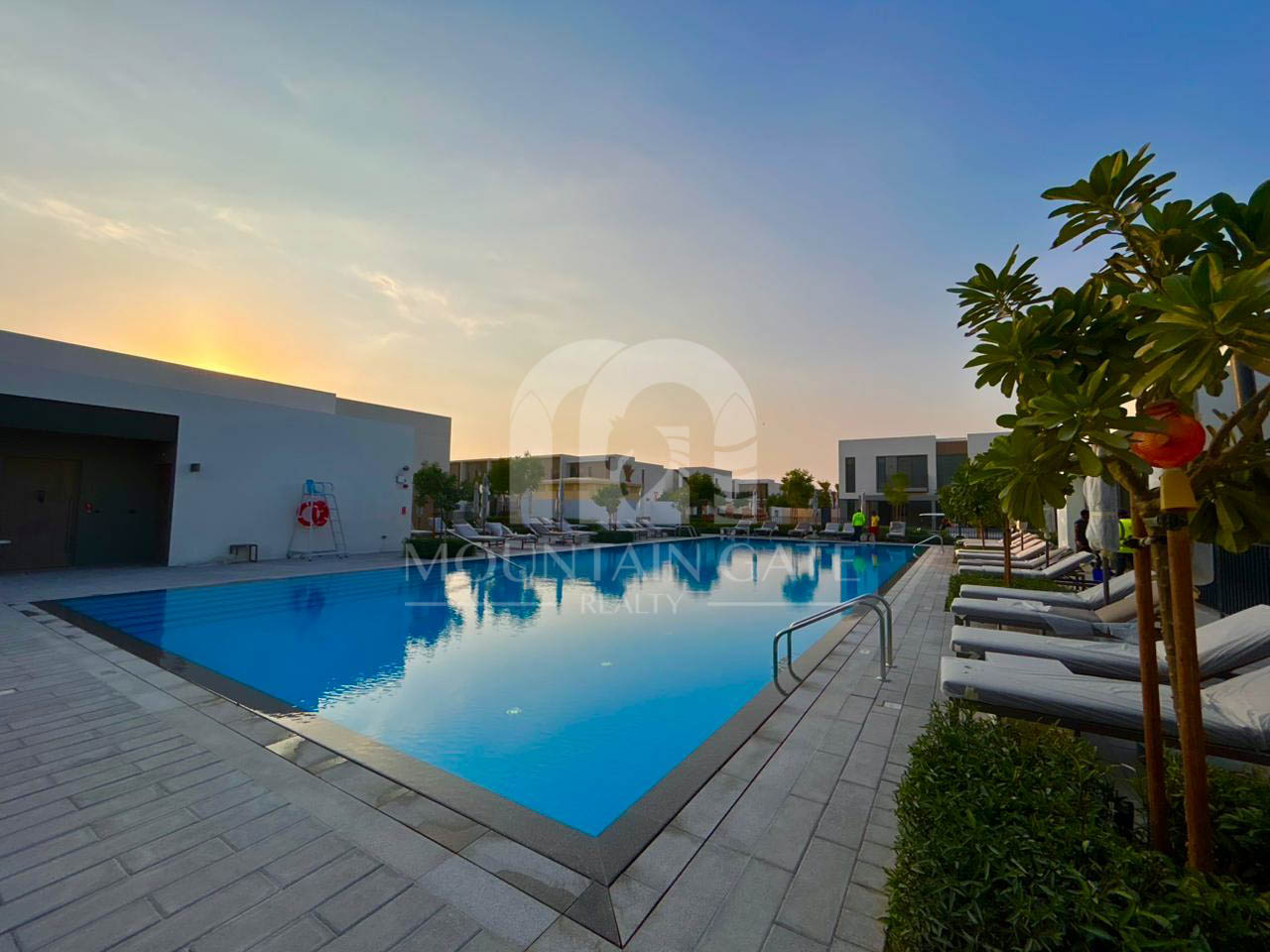 LUXURIOUS | VACANT | GREEN LIVING 3BR The Valley Mountain Gate