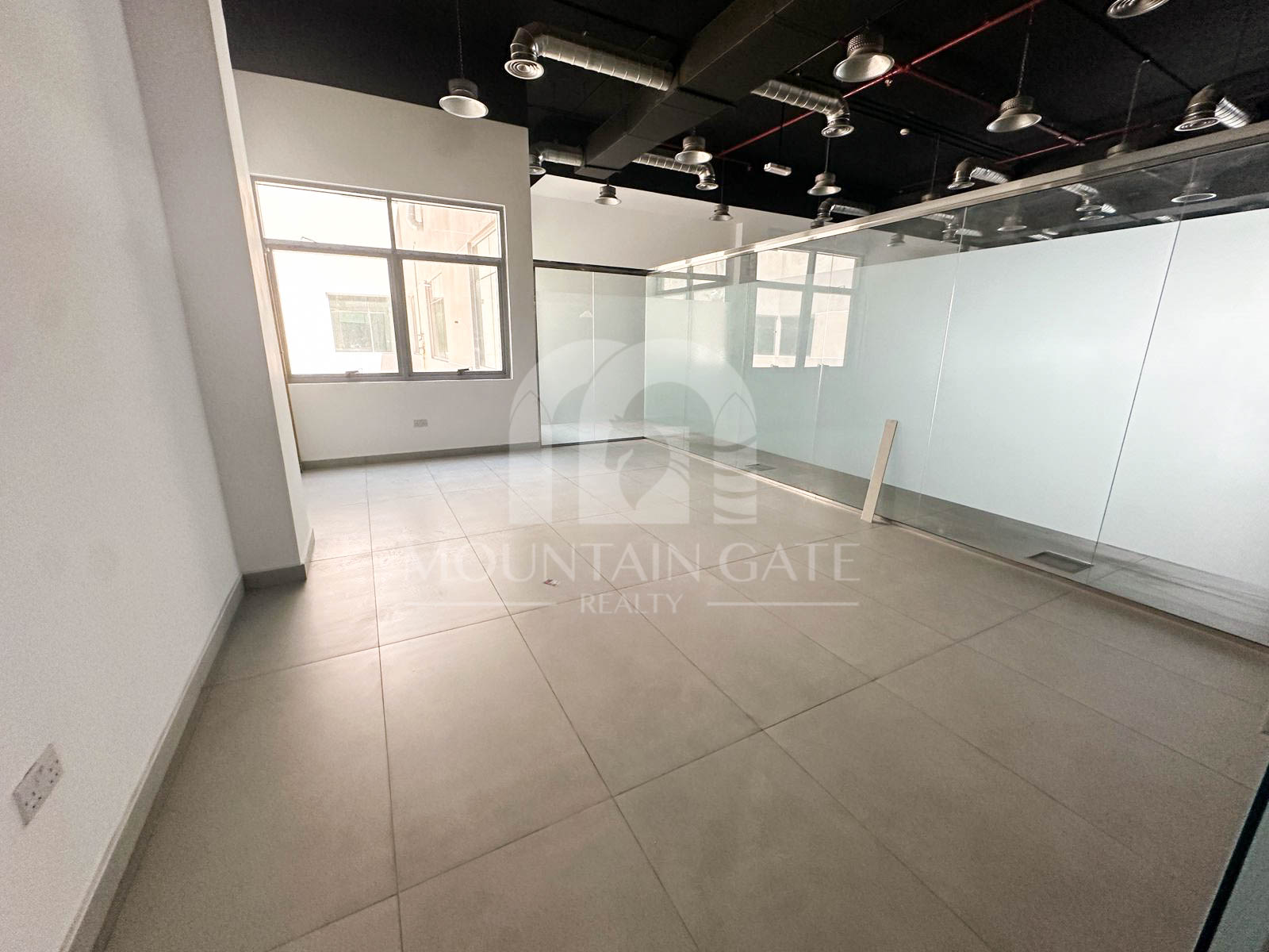 Well Maintained || Close To Metro Prime Location Dubai Investment Park (DIP) Mountain Gate