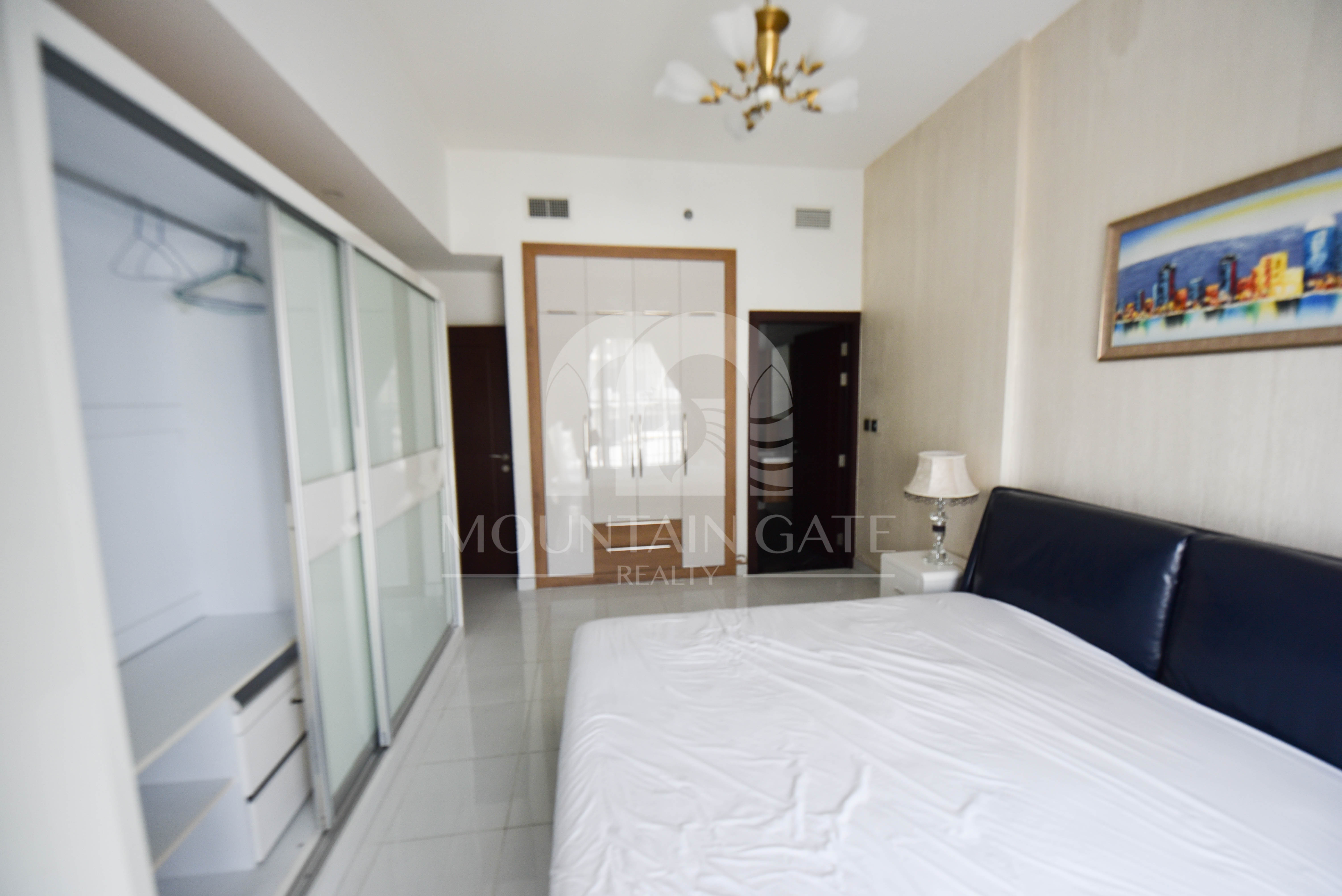 SPACIOUS | FULLY FURNISHED | GOOD COMMUNITY 1BR Arjan Mountain Gate