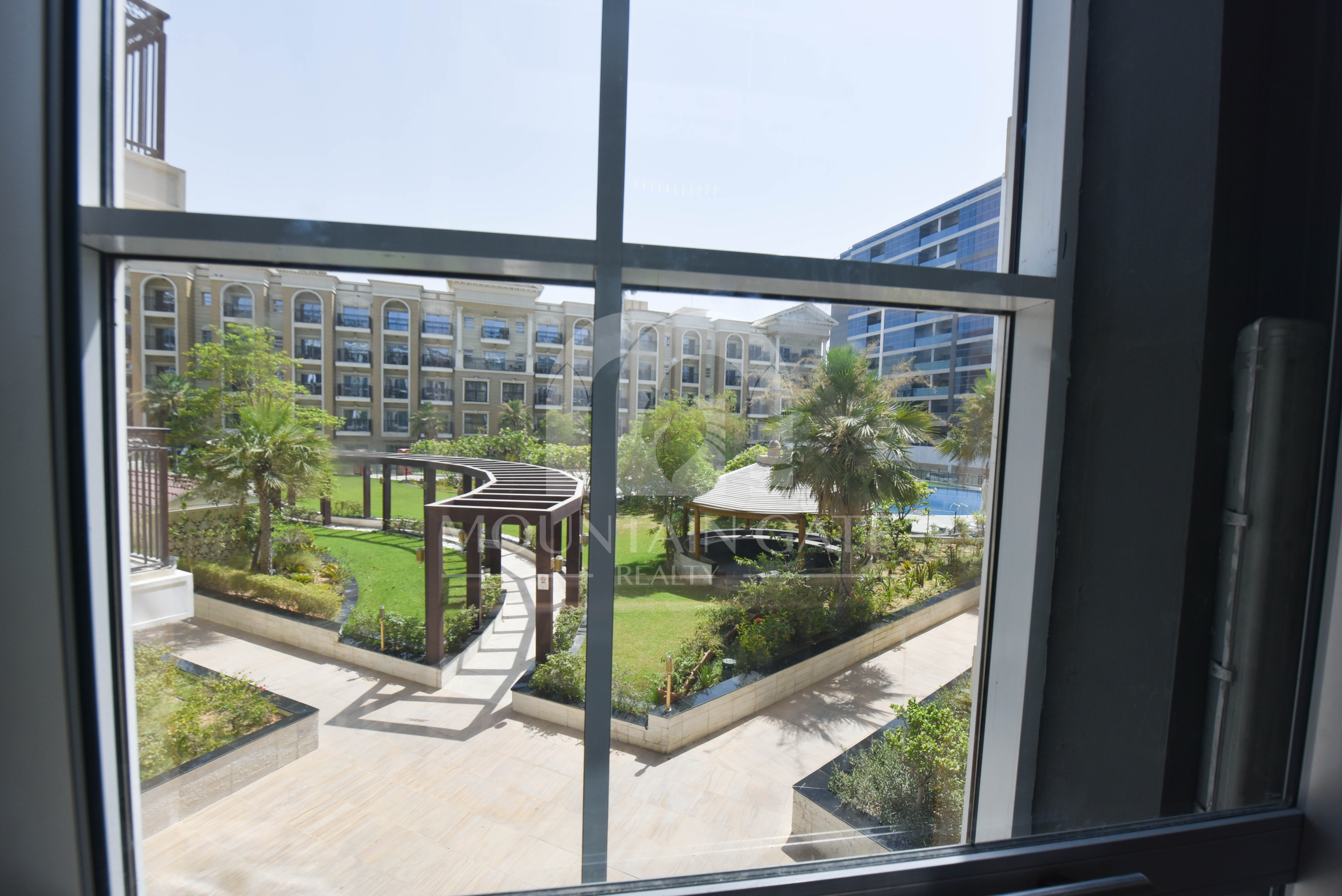 SPACIOUS | FULLY FURNISHED | GOOD COMMUNITY 1BR Arjan Mountain Gate