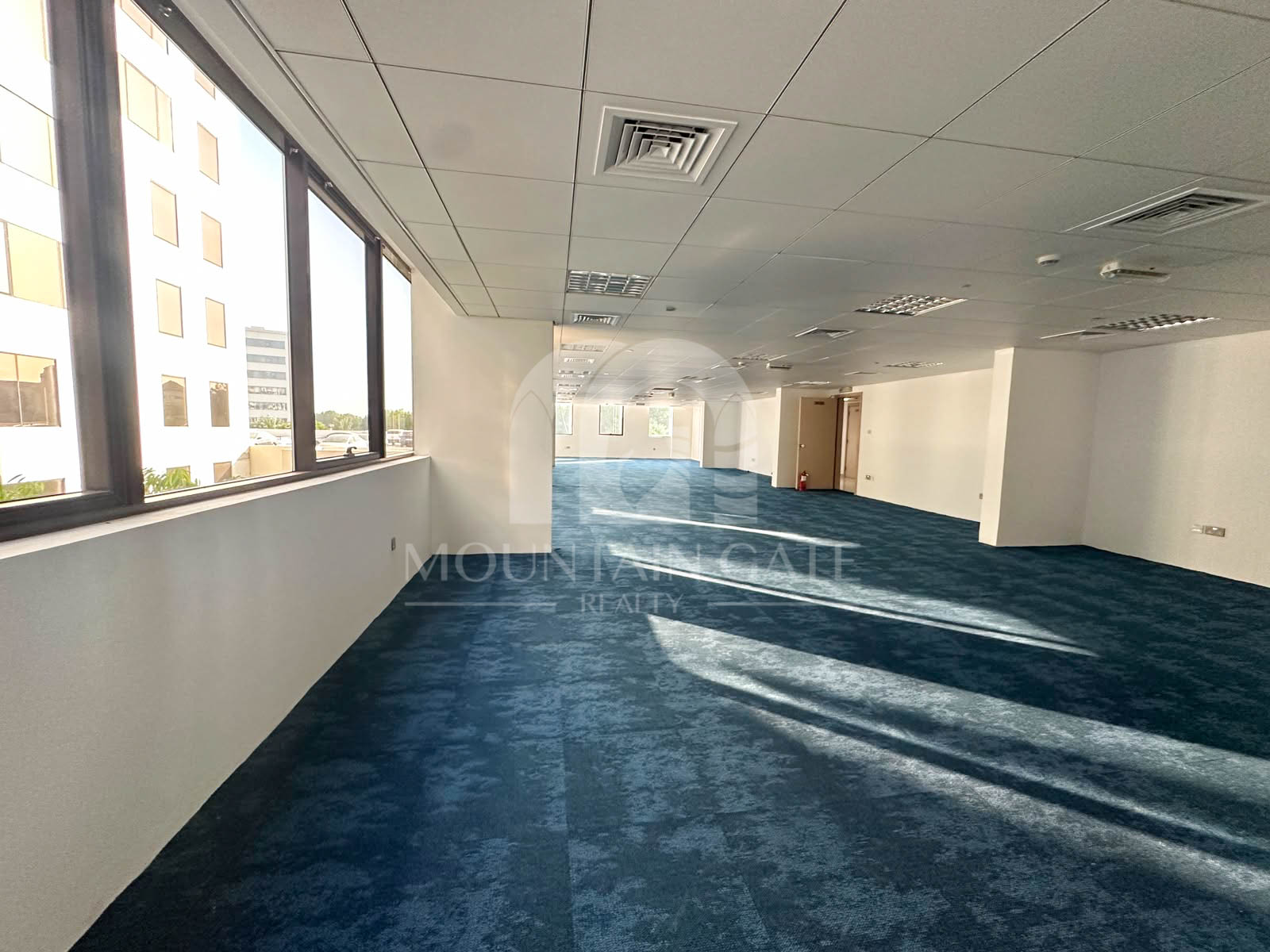 Half Floor Office Prime Location Flexible Layout Dubai Investment Park (DIP) Mountain Gate
