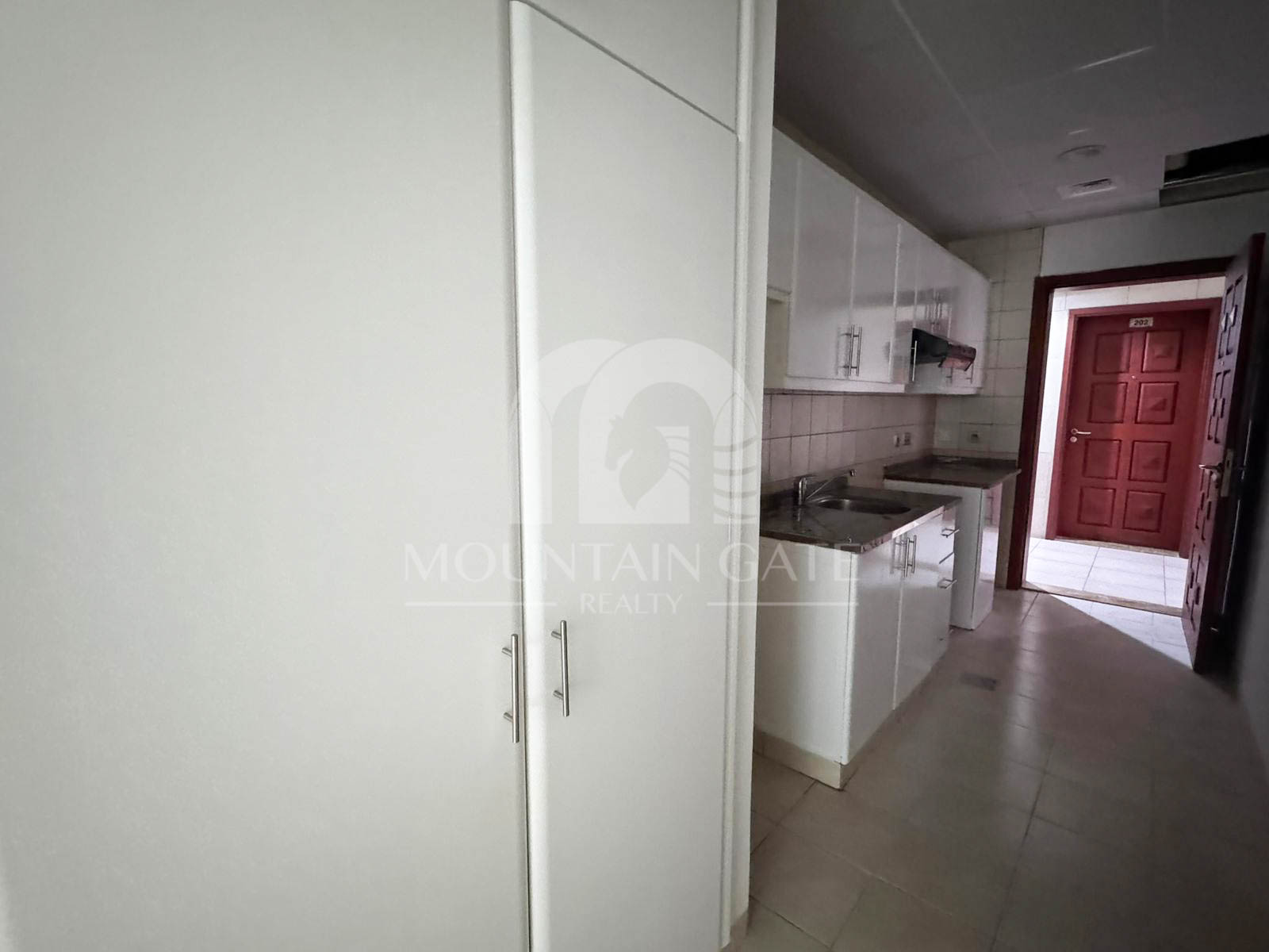 Studio in DIP l 10% ROI l Investor Deal Dubai Investment Park (DIP) Mountain Gate