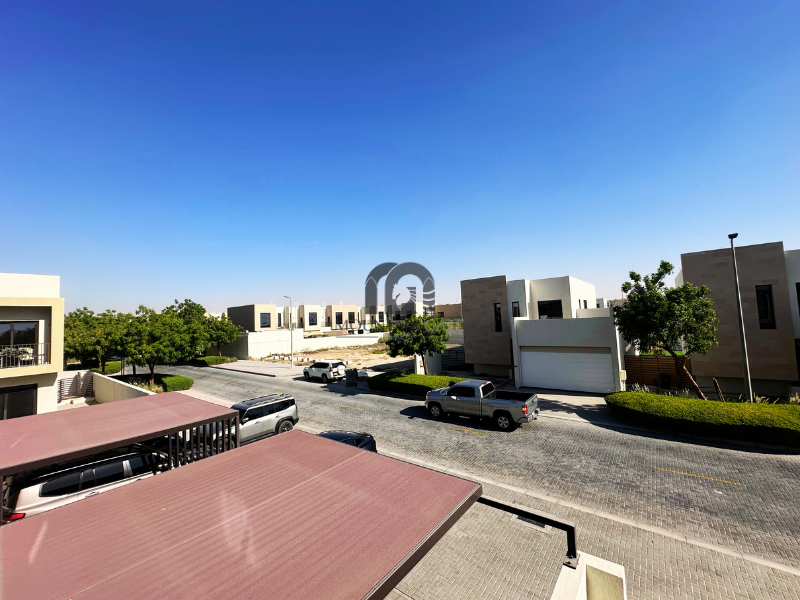 Corner Unit| Spacious| No Service charge| Vacant 4BR Al Tai Mountain Gate