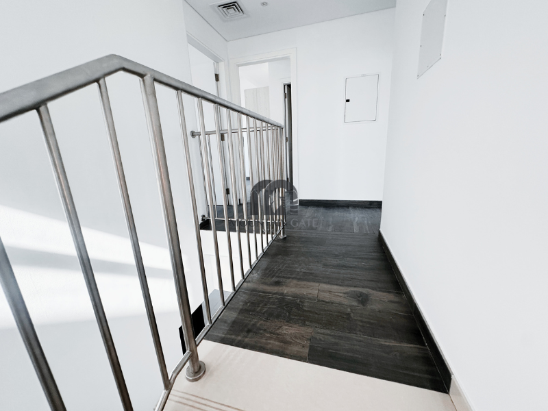Corner Unit| Spacious| No Service charge| Vacant 4BR Al Tai Mountain Gate