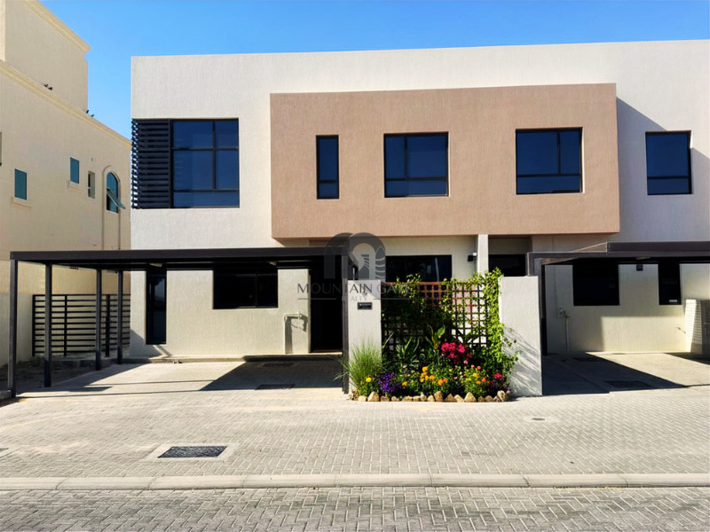 Corner Unit| Spacious| No Service charge| Vacant 4BR Al Tai Mountain Gate